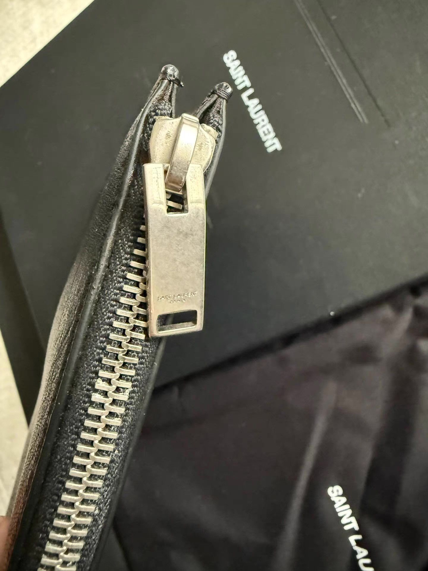Saint Laurent Paris Saint Laurent Envelope Clutch Ｑ23 Size ONE SIZE - 3 Thumbnail