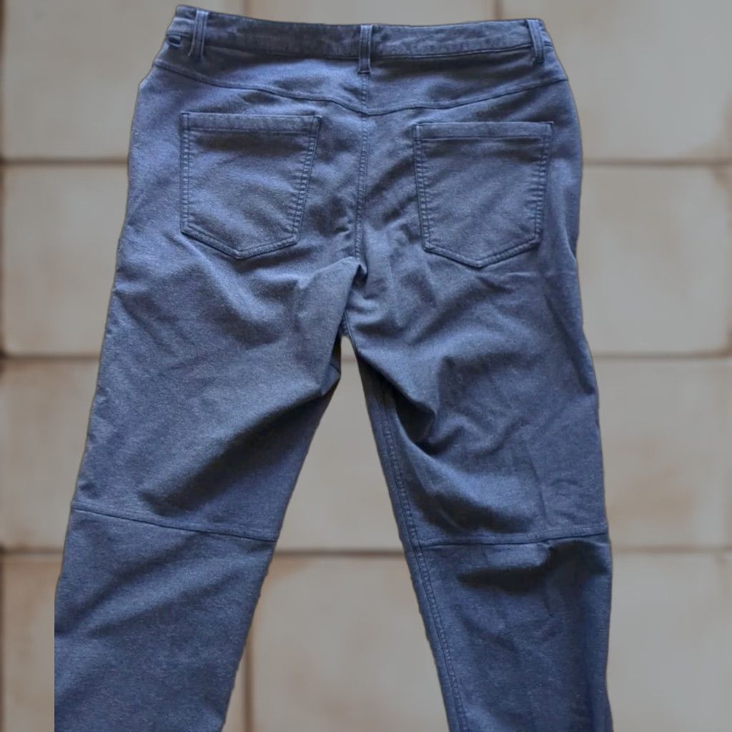 Lululemon LULULEMON Pants Trouser Blue 34 Slim Tapered 32 Inseam Flat Front 5-Pocket Chino Casual Workwear Men Size US 34 / EU 50 - 1 Thumbnail