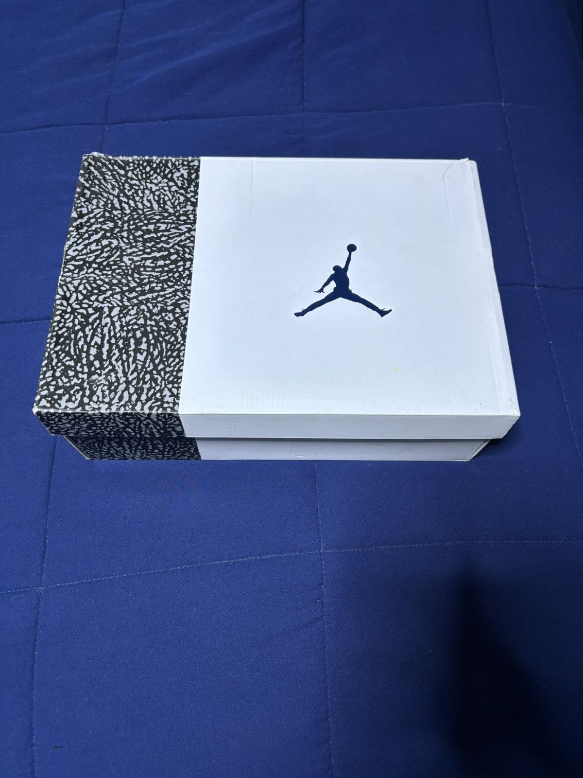 Jordan Brand Jordan 3 Retro Midnight Navy 2023 Size 8 Size US 8 / EU 41 - 9 Thumbnail