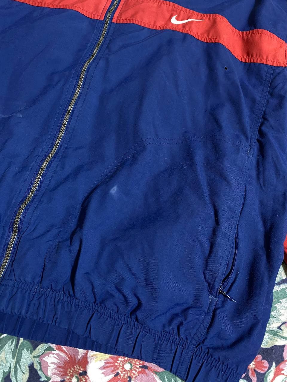 Nike × Vintage 90s Nike Swoosh Vintage Y2K Oversized Windbreaker Jacket Size US L / EU 52-54 / 3 - 20 Thumbnail