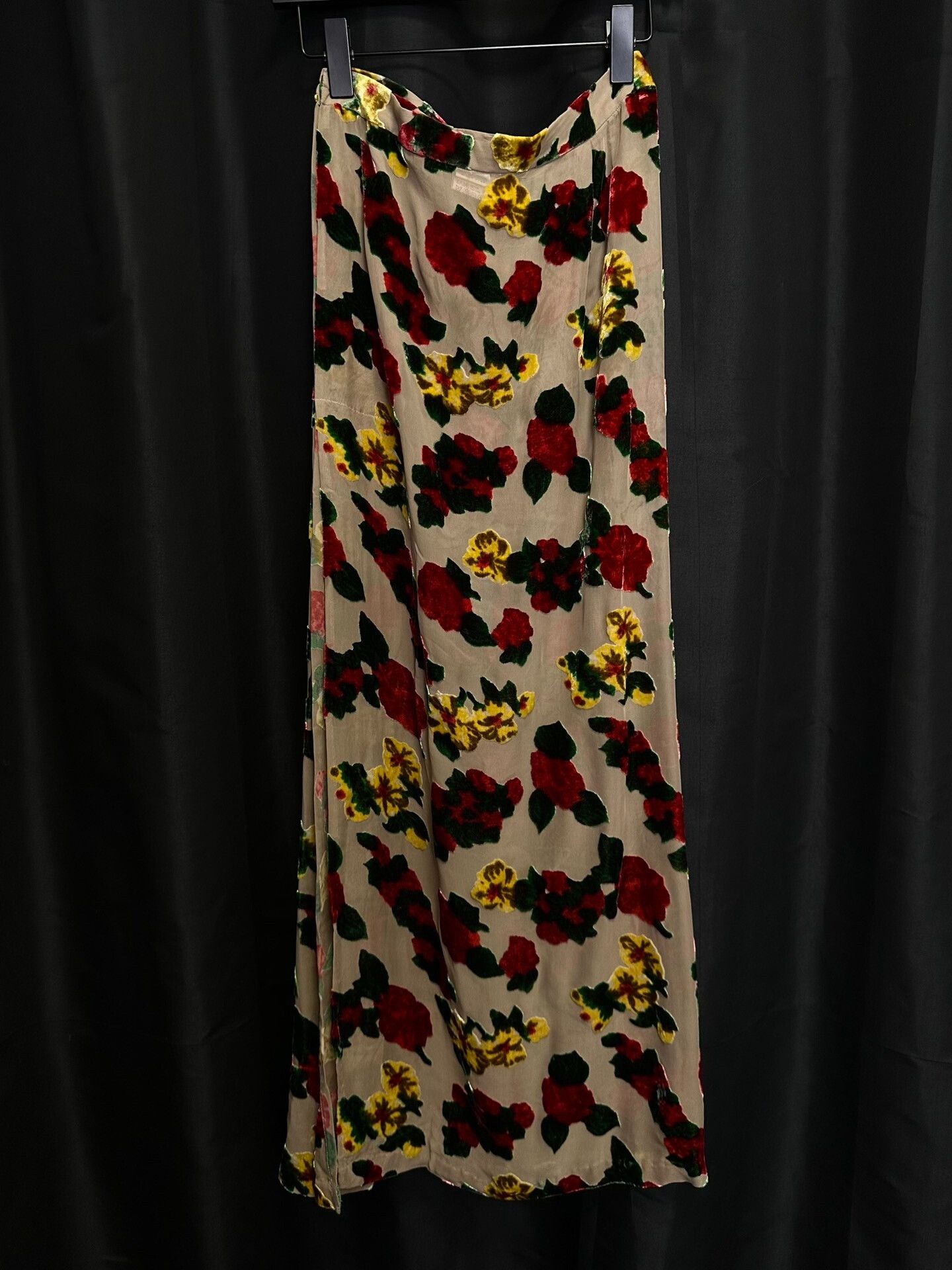 Yohji Yamamoto yohji yamamoto floral velvet maxi skirt Size 22" - 1 Thumbnail