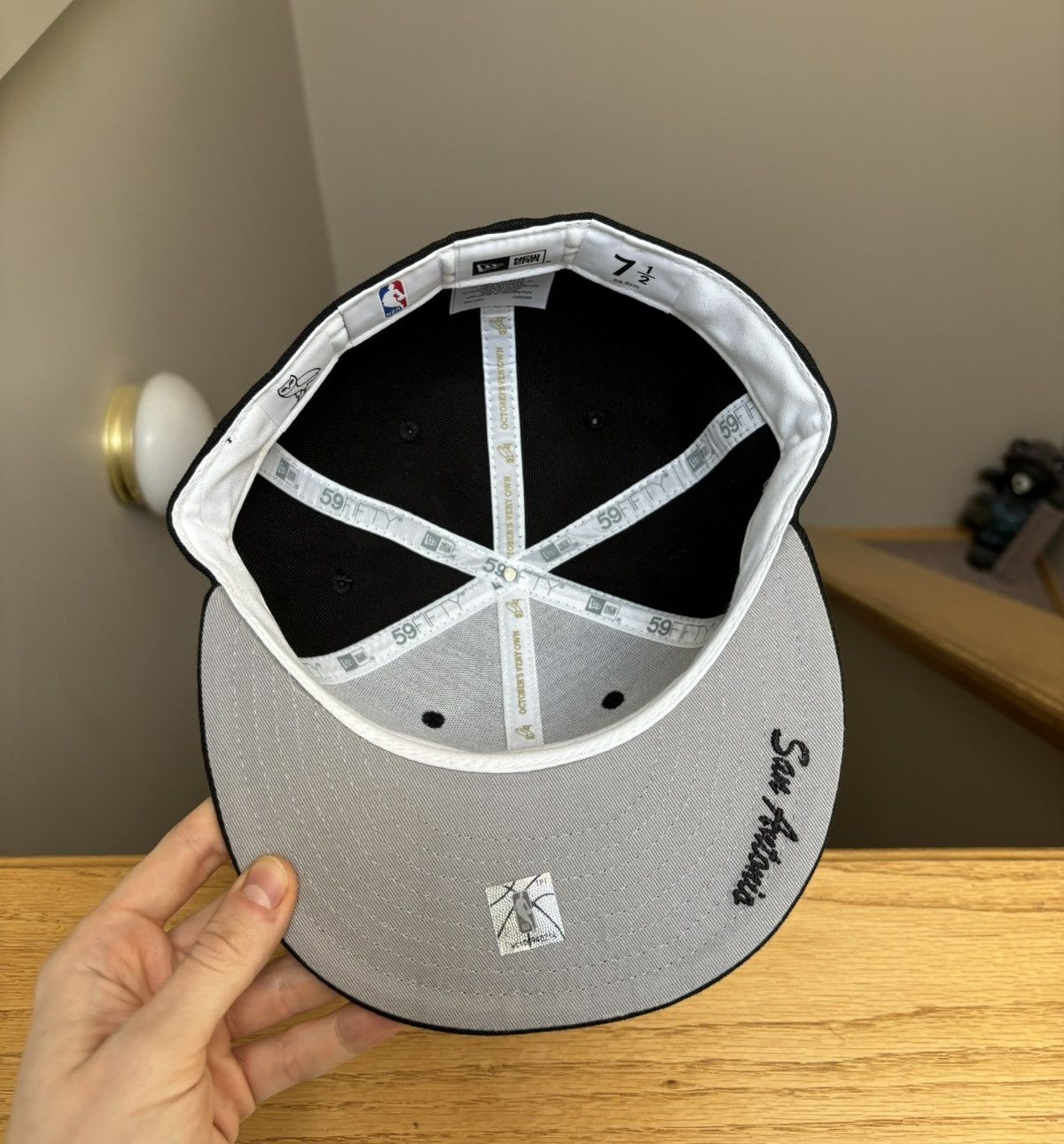 NBA × New Era × October's Very Own OVO x New Era x NBA San Antonio Spurs Fitted Hat Size ONE SIZE - 4 Thumbnail