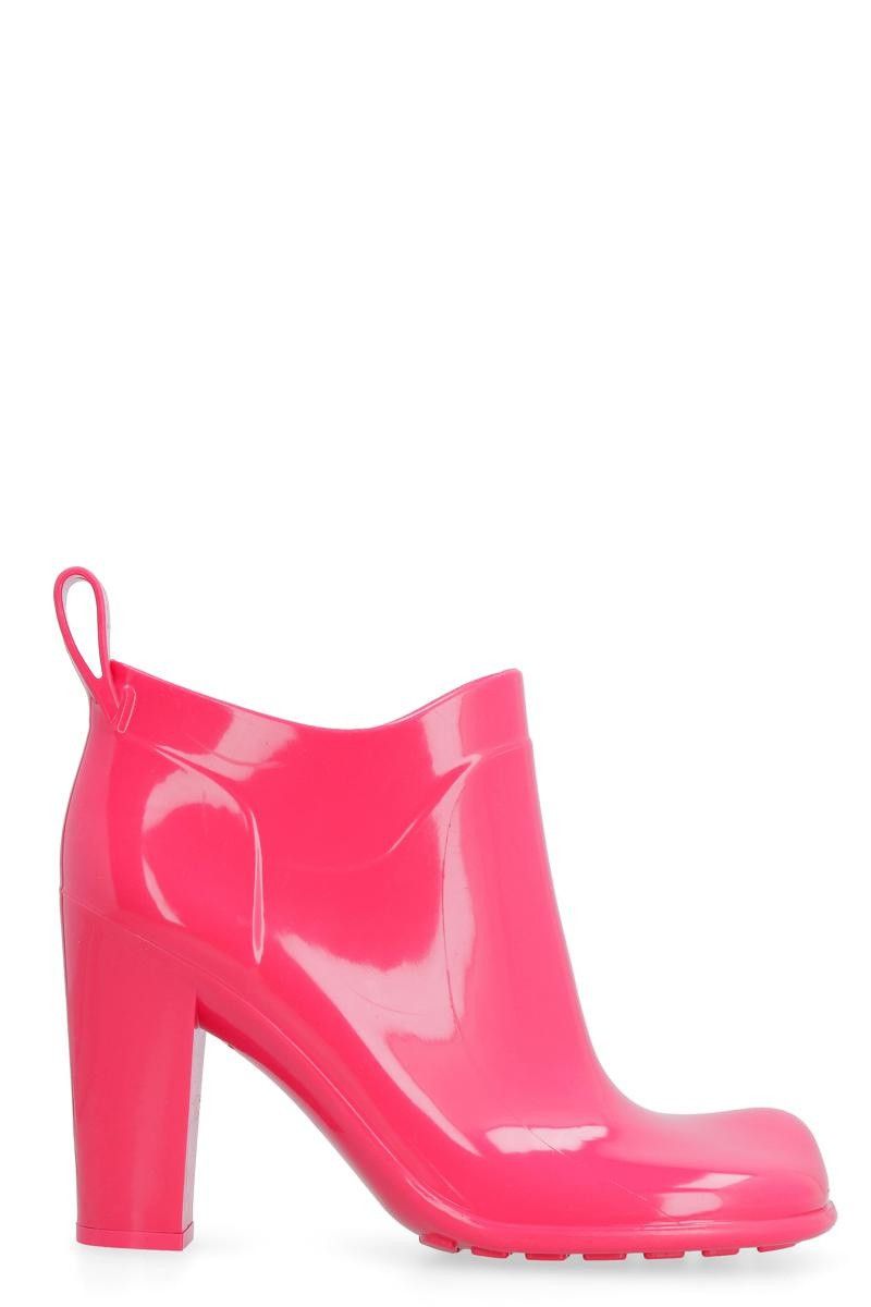 Bottega Veneta o1y0725 Rubber Ankle Boots in Fuchsia Size US 5 / IT 35 - 1 Thumbnail