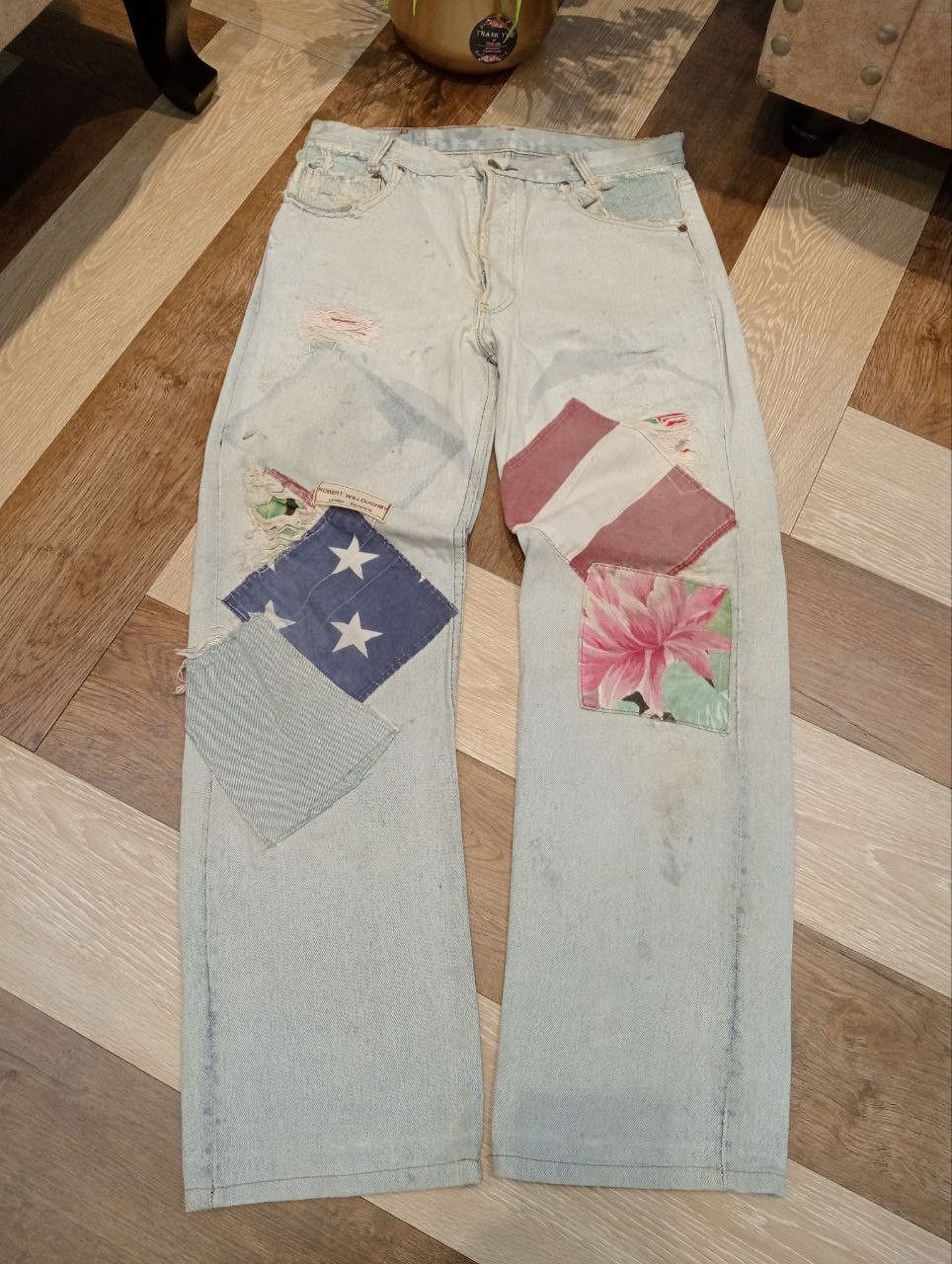 Levi's Vintage Clothing LEVI'S VINTAGE LIGHT BLUE DISTRESSED JEANS Size US 31 - 2 Thumbnail