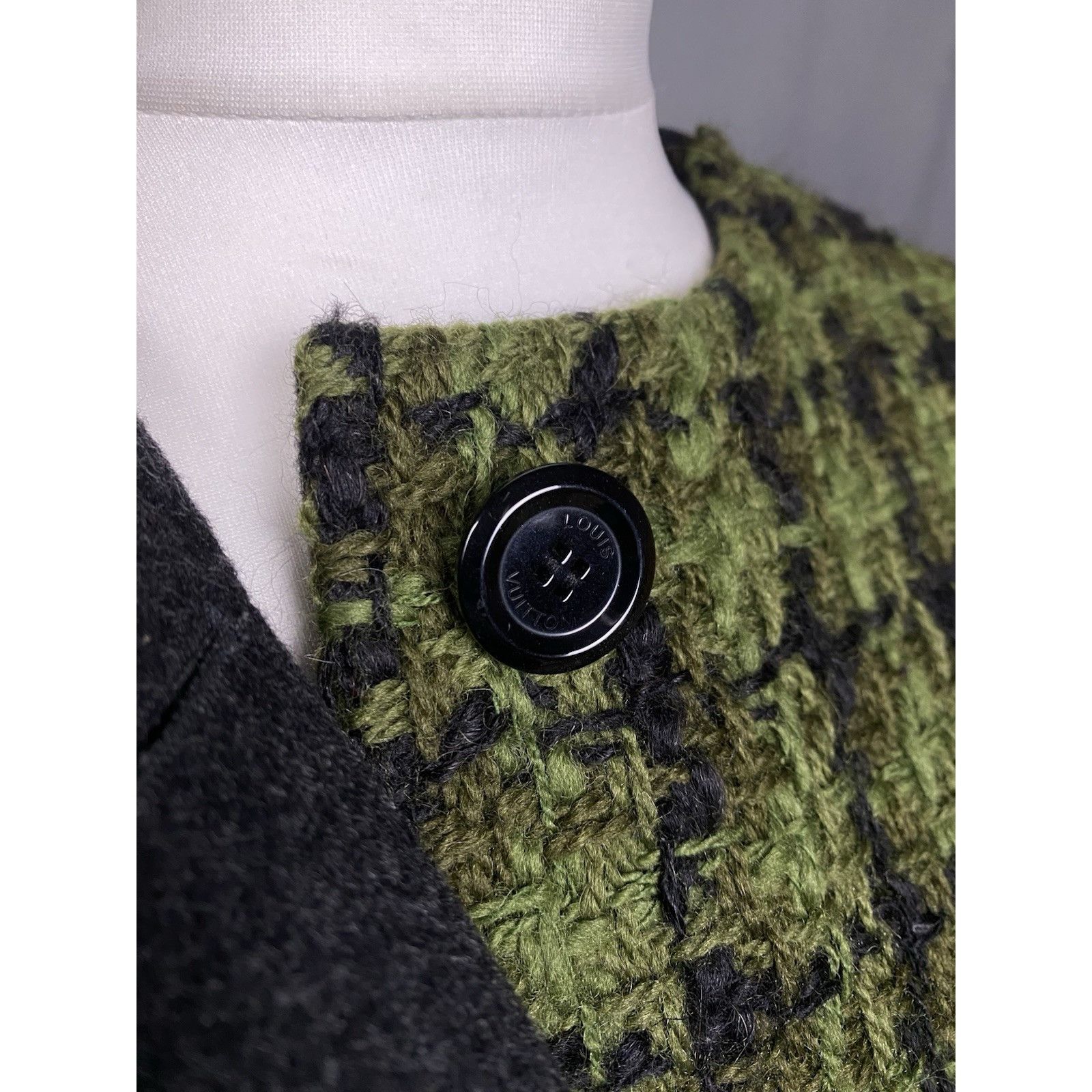 Louis Vuitton Louis Vuitton Green Tweed & Leather Trim Colarless Coat Size Size S / US 4 / IT 40 - 10 Thumbnail