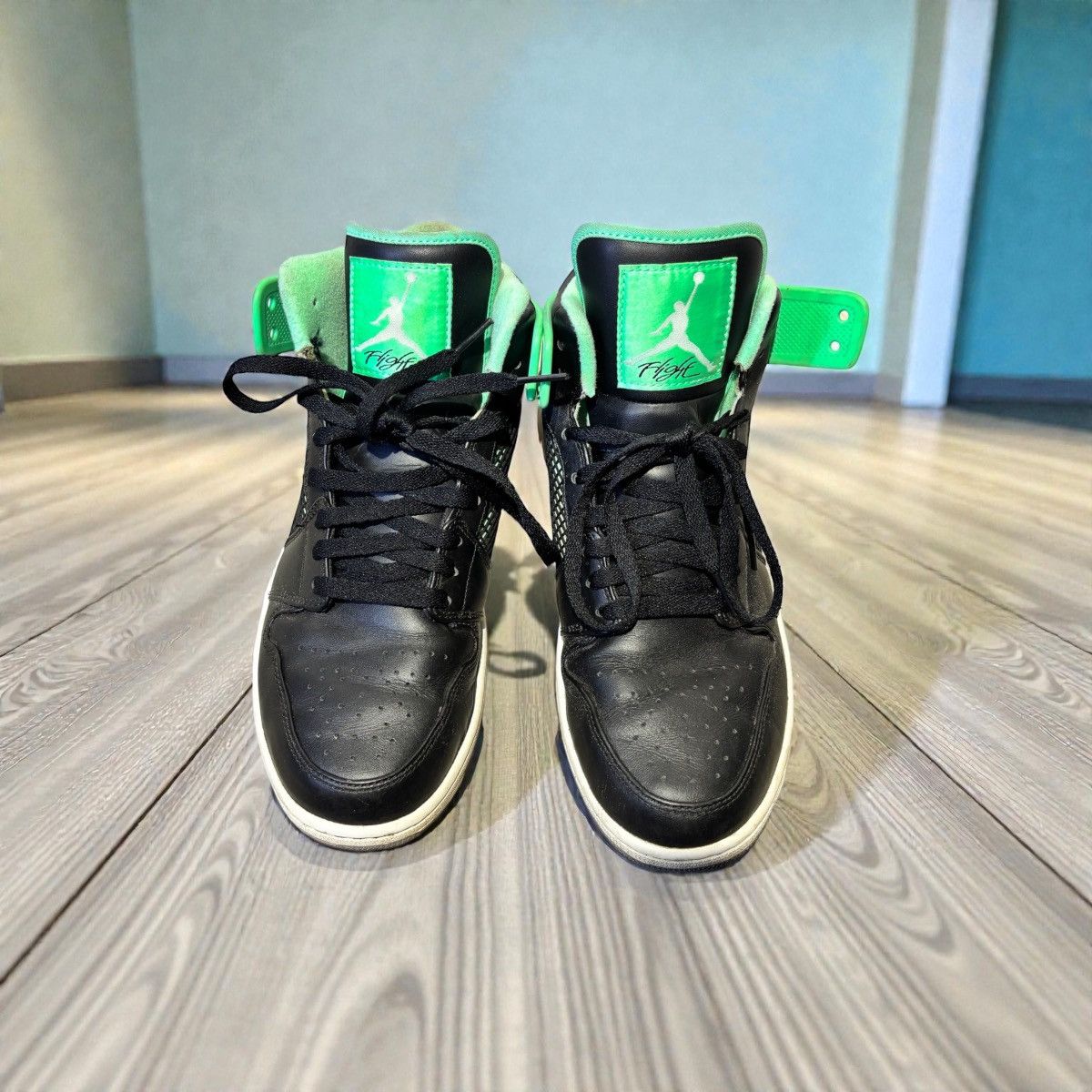 Other Air Jordan 1 Retro 89 Men High Top Sneakers Black Green 10 Size US 10 / EU 43 - 6 Thumbnail