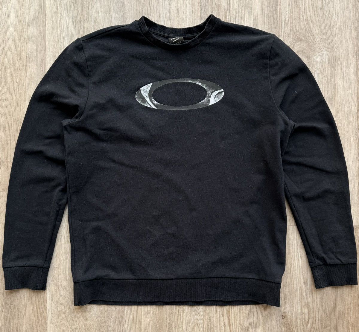 Oakley Oakley Black Sweathshirt Center Logo Size US XL / EU 56 / 4 - 1 Thumbnail