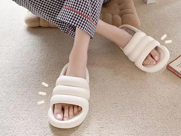 Japanese Brand High Elastic Platform Slides Size US 9 / EU 42 - 3 Thumbnail