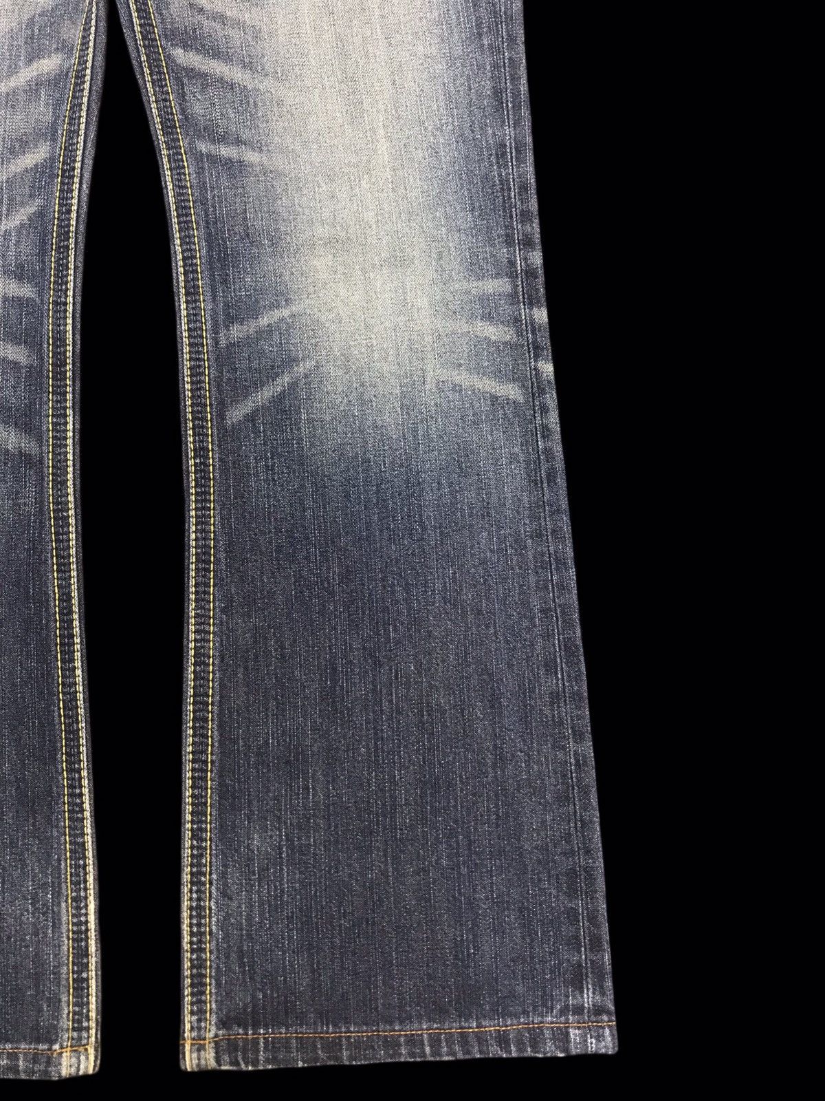 Wrangler 💥FLARE💥Archival Wrangler Stonewash Flare Denim F274 Size US 29 - 7 Thumbnail