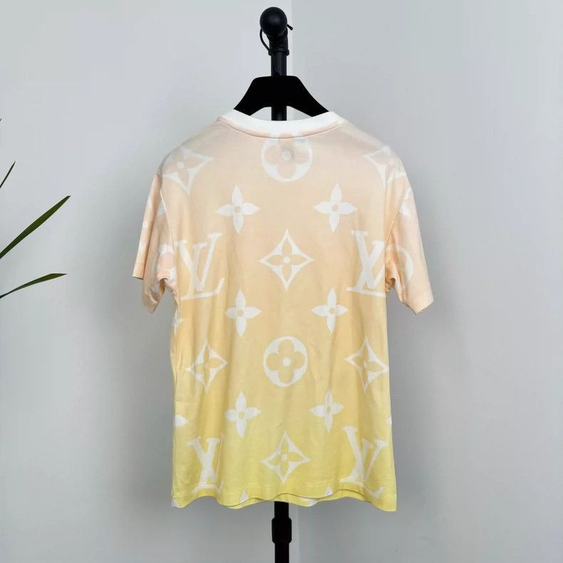 Louis Vuitton Louis Vuitton Gradient Short Sleeve Shirt -2505 Size US XS / EU 42 / 0 - 2 Thumbnail