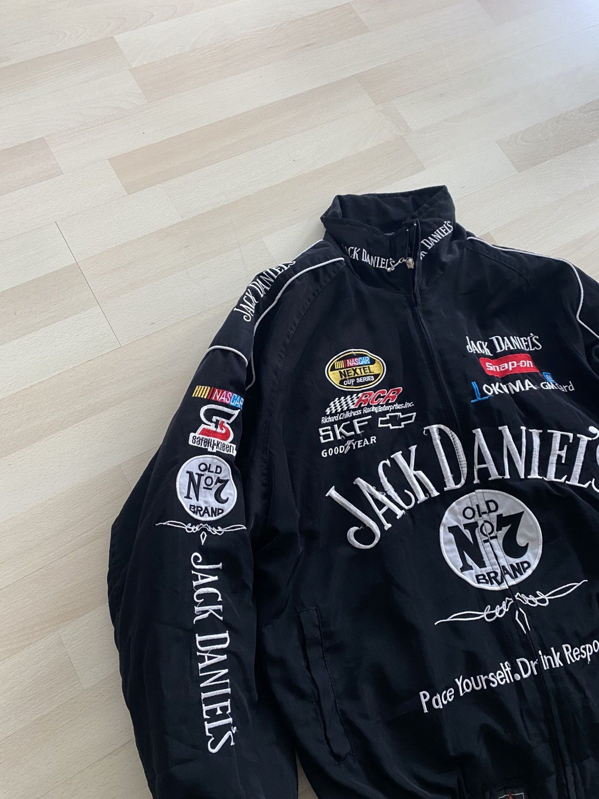 Formula 1 Jack Daniels Racing Embroided Logo Bomber Jacket Size US XL / EU 56 / 4 - 4 Thumbnail