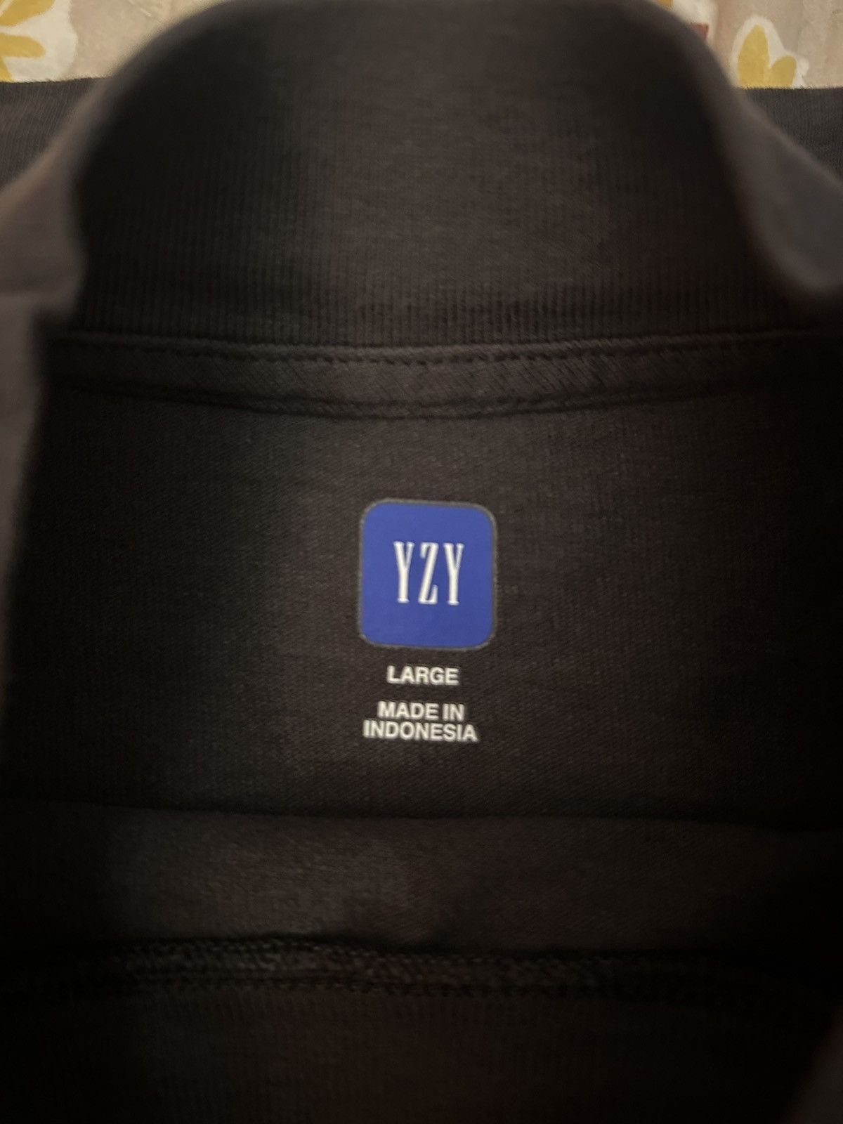 Balenciaga × Gap × Kanye West Yeezy Gap Logo No Seam Tee Black Large Size US L / EU 52-54 / 3 - 5 Thumbnail