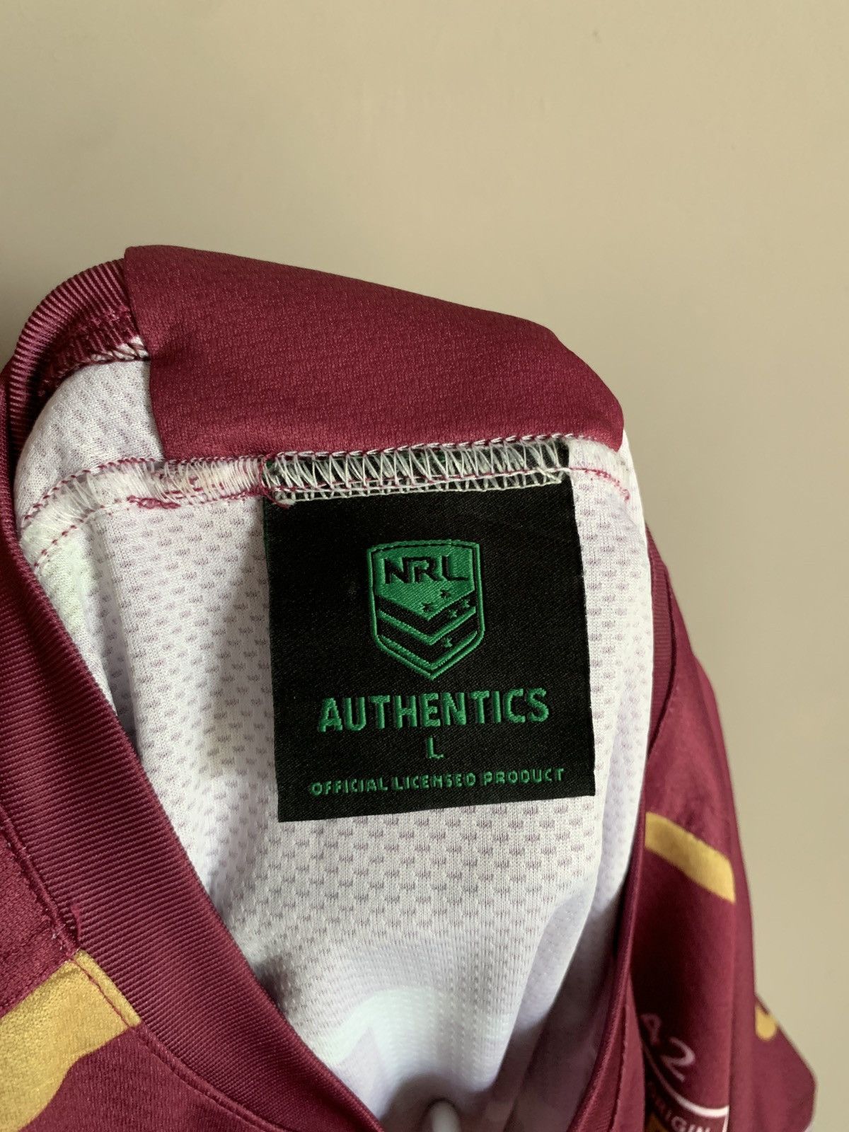 Other Queensland State of Origin Rugby League Shirt NRL Jersey ISC Size US L / EU 52-54 / 3 - 6 Thumbnail