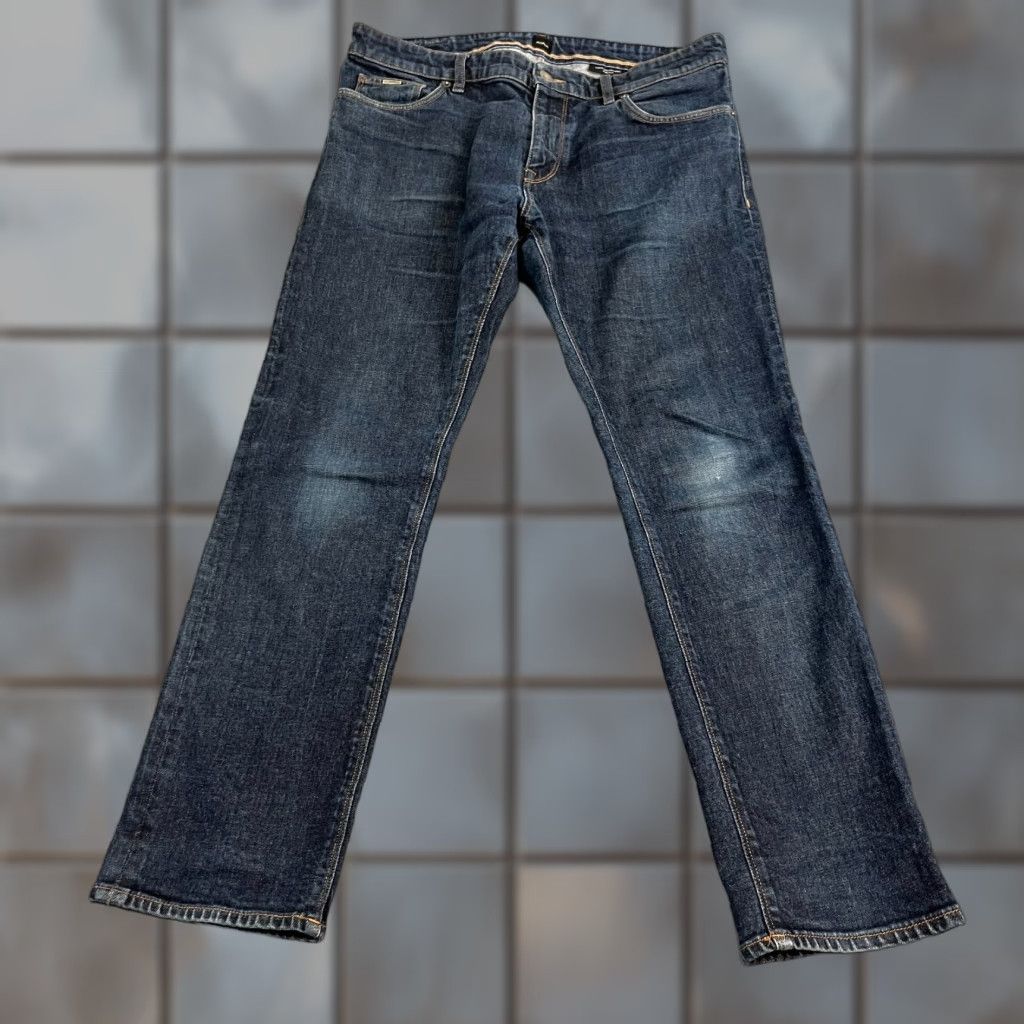 Hugo Boss HUGO BOSS Jeans Maine 3 34 Regular Tapered 5-Pocket Denim Dark Wash Blue Stretch 30 Inside Leg Mens Jeans Size US 34 / EU 50 - 1 Thumbnail