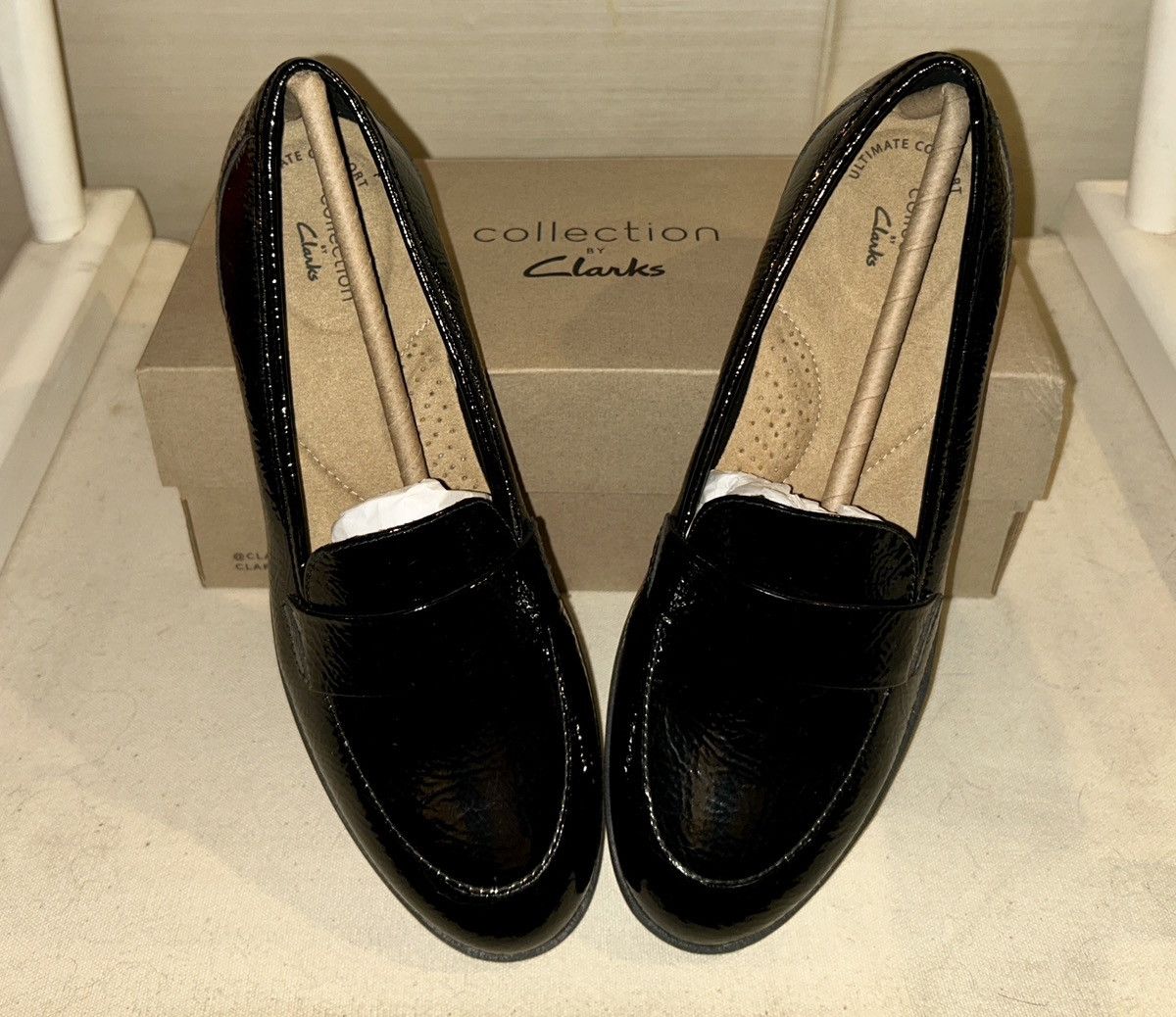 Clarks Clarks “Trish Willow” Patent Leather Loafer – Size 9 Size US 9 / IT 39 - 3 Thumbnail