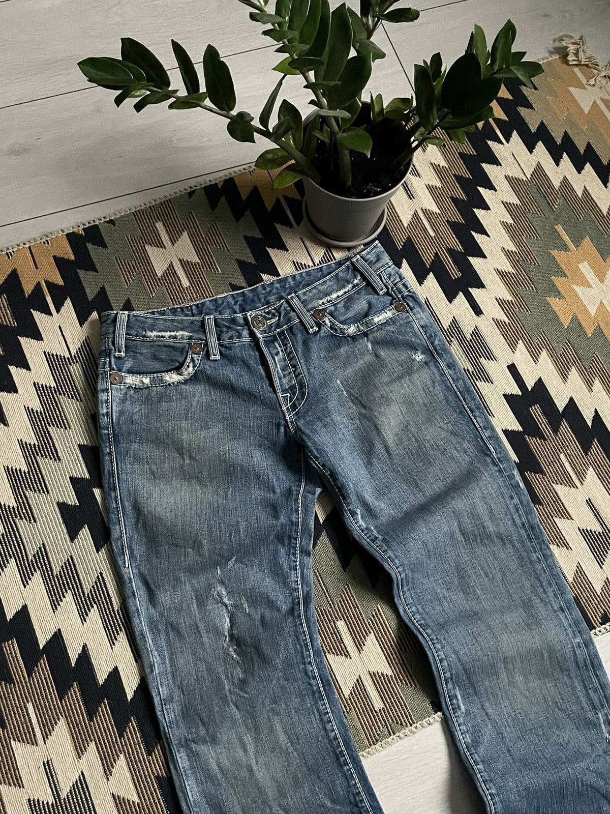 True Religion Vintage Y2K True Religion Distressed Denim Jeans Size US 29 - 6 Thumbnail