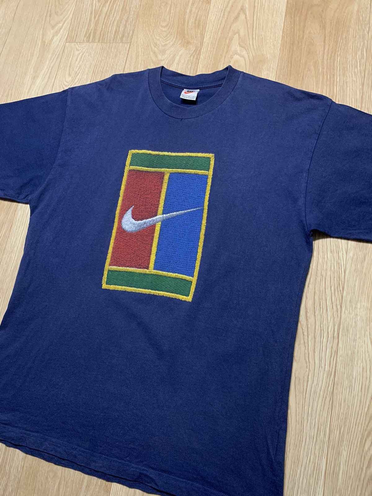 Nike Vintage Rare 90ʼs Nike Court T-Shirt Size US L / EU 52-54 / 3 - 2 Thumbnail