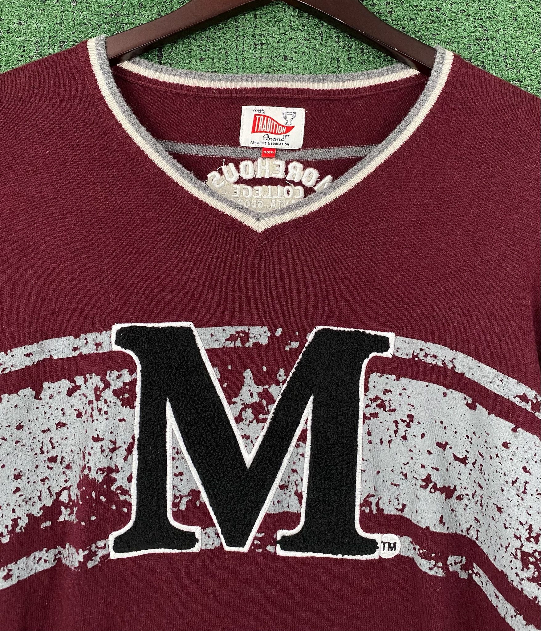 Other Morehouse College Varsity Embroidered Sweater Large Size US L / EU 52-54 / 3 - 1 Thumbnail