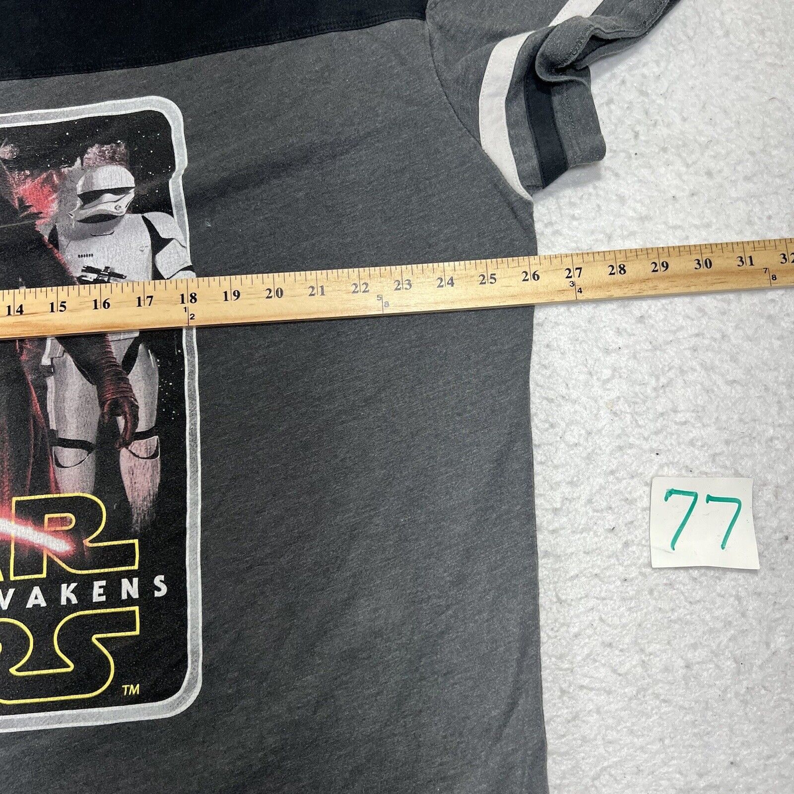 Disney Star Wars The Force Awakens XXL Gray Kylo Ren Graphic TShirt Size US XXL / EU 58 / 5 - 11 Thumbnail