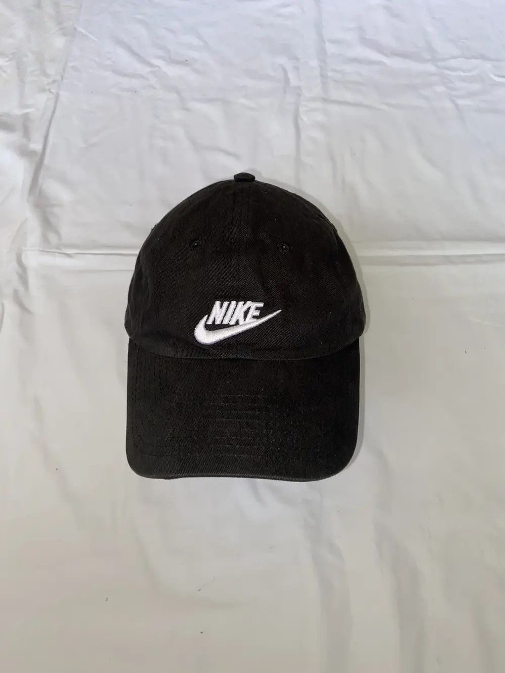 Nike VINTAGE BLACK Y2K NIKE BASEBALL CAP HAT CENTRE LOGO DRILL Size ONE SIZE - 1 Thumbnail