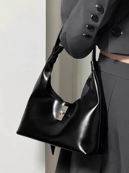 Japanese Brand black shoulder bag Size ONE SIZE - 1 Thumbnail