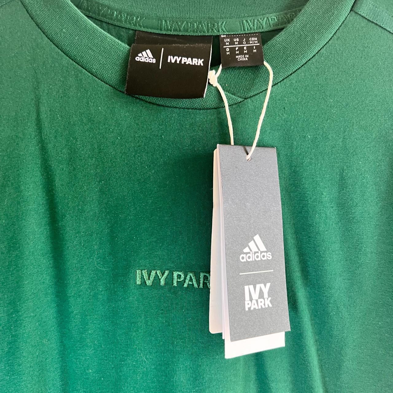 Adidas Adidas Ivy Park 3-Stripes Tee (Gender Neutral) Size US M / EU 48-50 / 2 - 2 Thumbnail