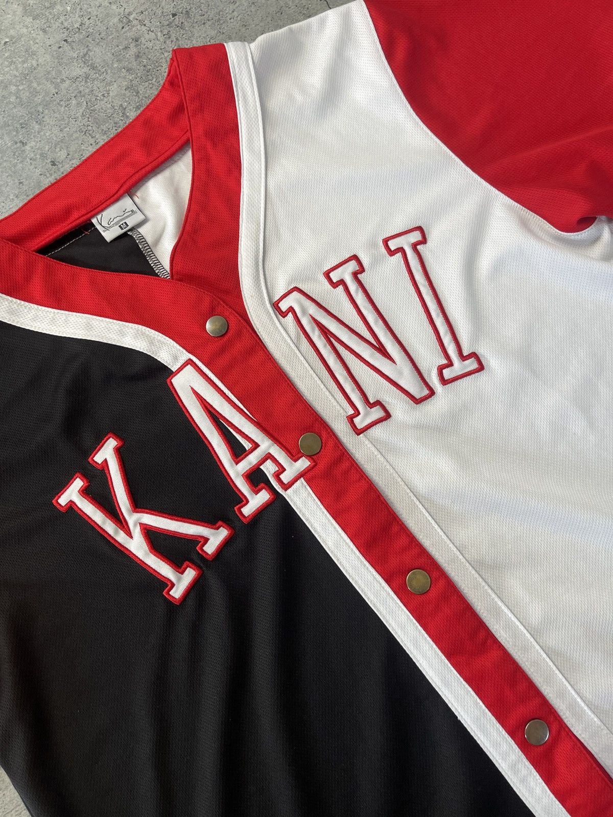 Karl Kani Mens Vintage Karl Kani Rap Tee T Shirt Big Logo Size M Size US M / EU 48-50 / 2 - 4 Thumbnail