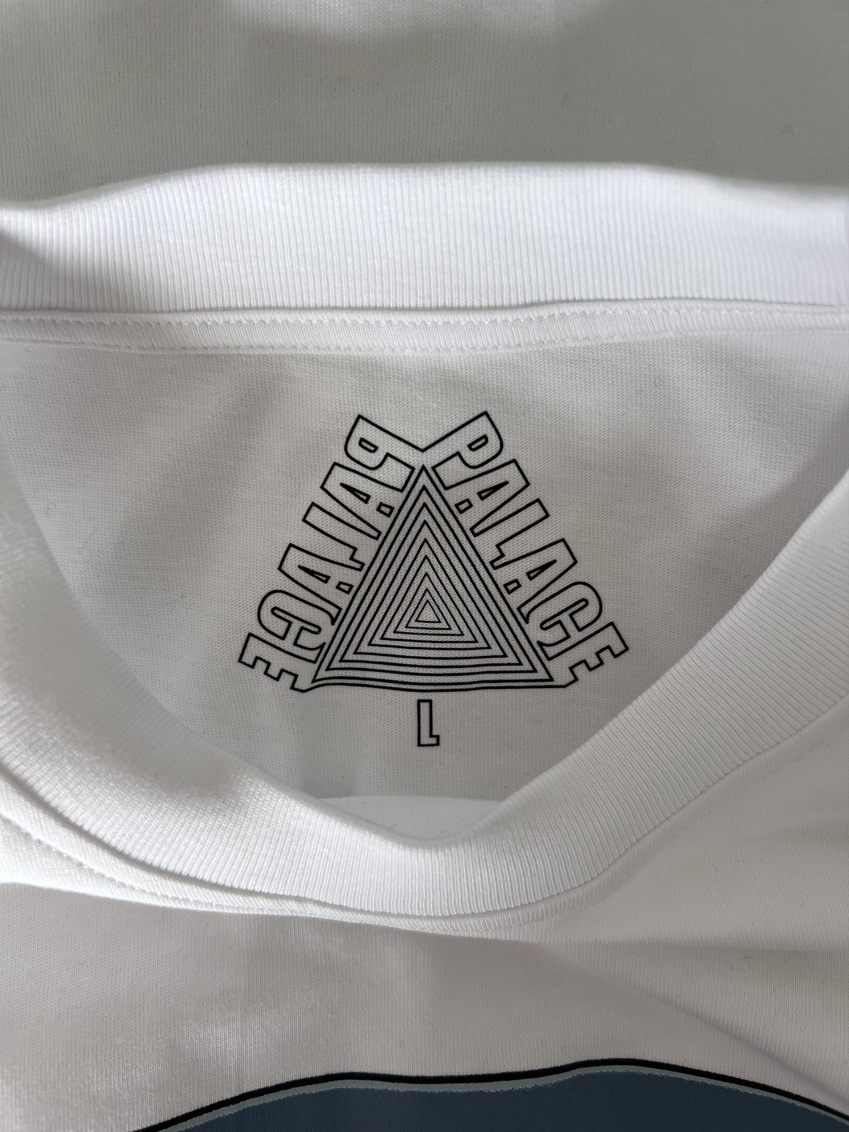 Palace Palace Palasonic Bell Man Tee in Gray Size US L / EU 52-54 / 3 - 5 Thumbnail