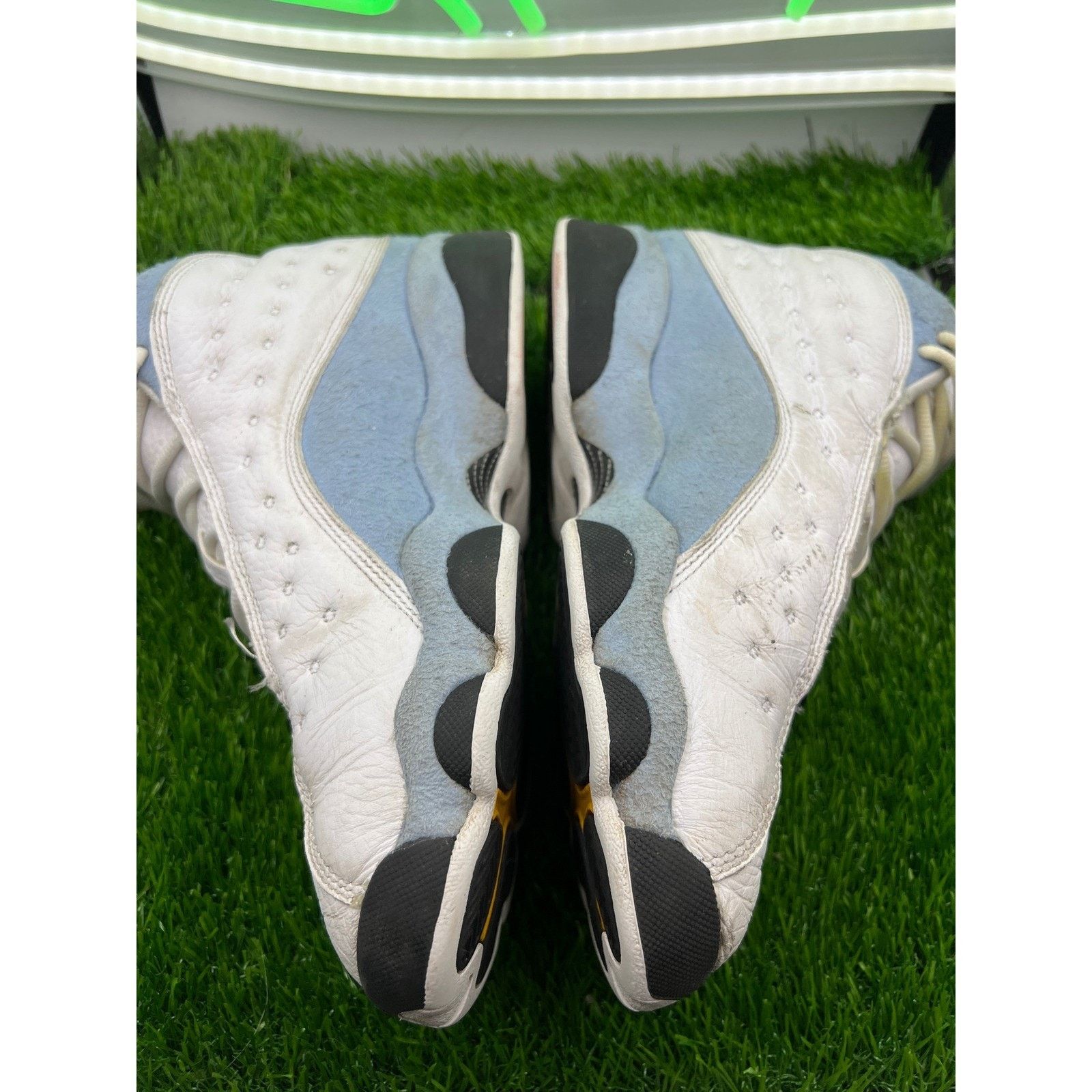 Jordan Brand Nike Air Jordan 13 White Blue Grey UNC GS Men's 5.5Y W 7 Size US 5.5 / EU 38 - 3 Thumbnail