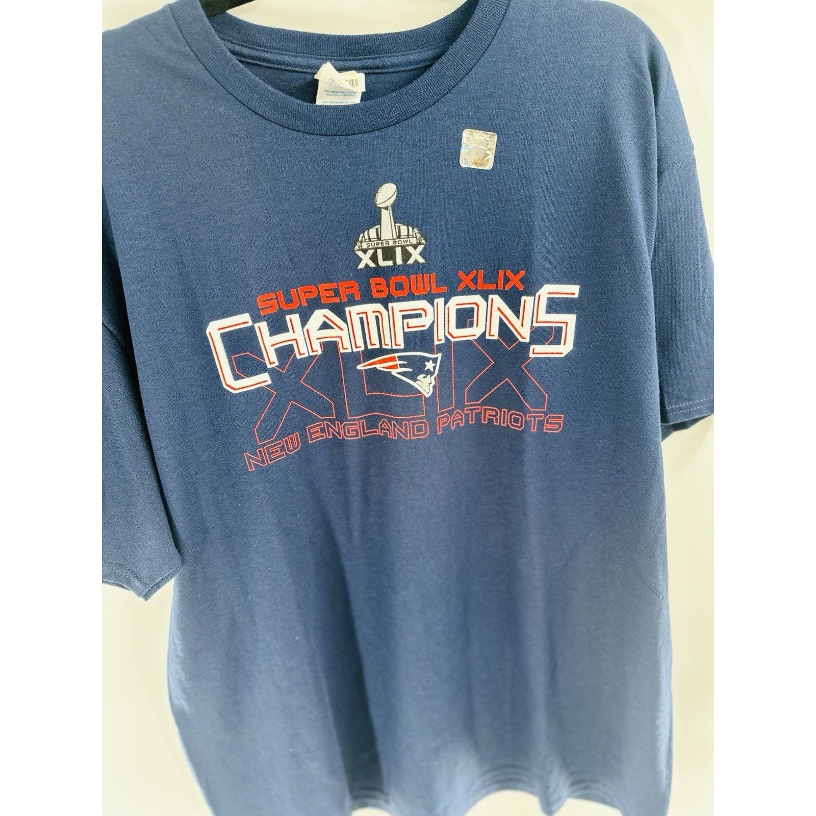 NFL NFL New England Patriots 2015 Super Bowl XLIX Champions Tee Size US XL / EU 56 / 4 - 5 Thumbnail
