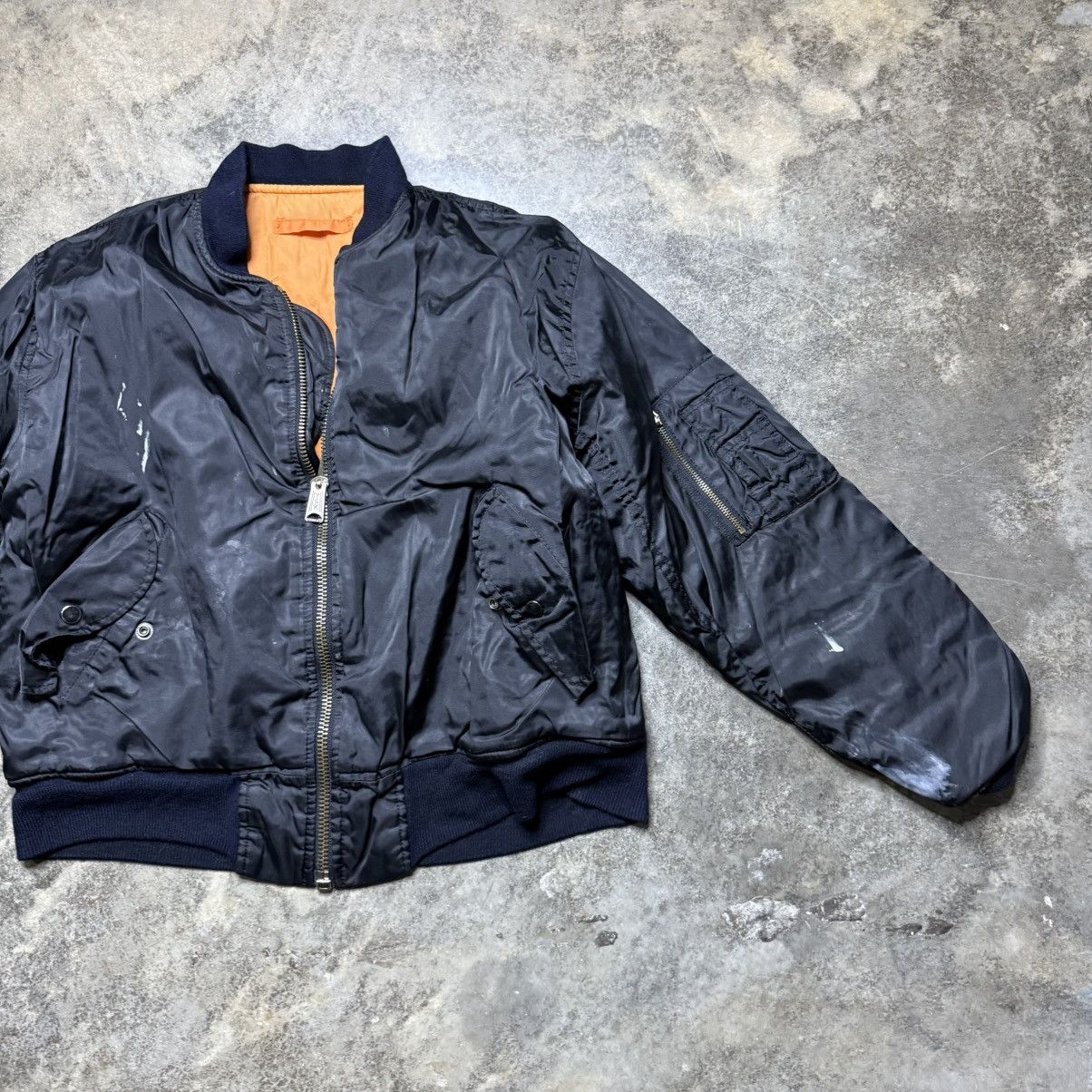Vintage vintage zip up black army bomber reversible jacket Size US L / EU 52-54 / 3 - 2 Thumbnail