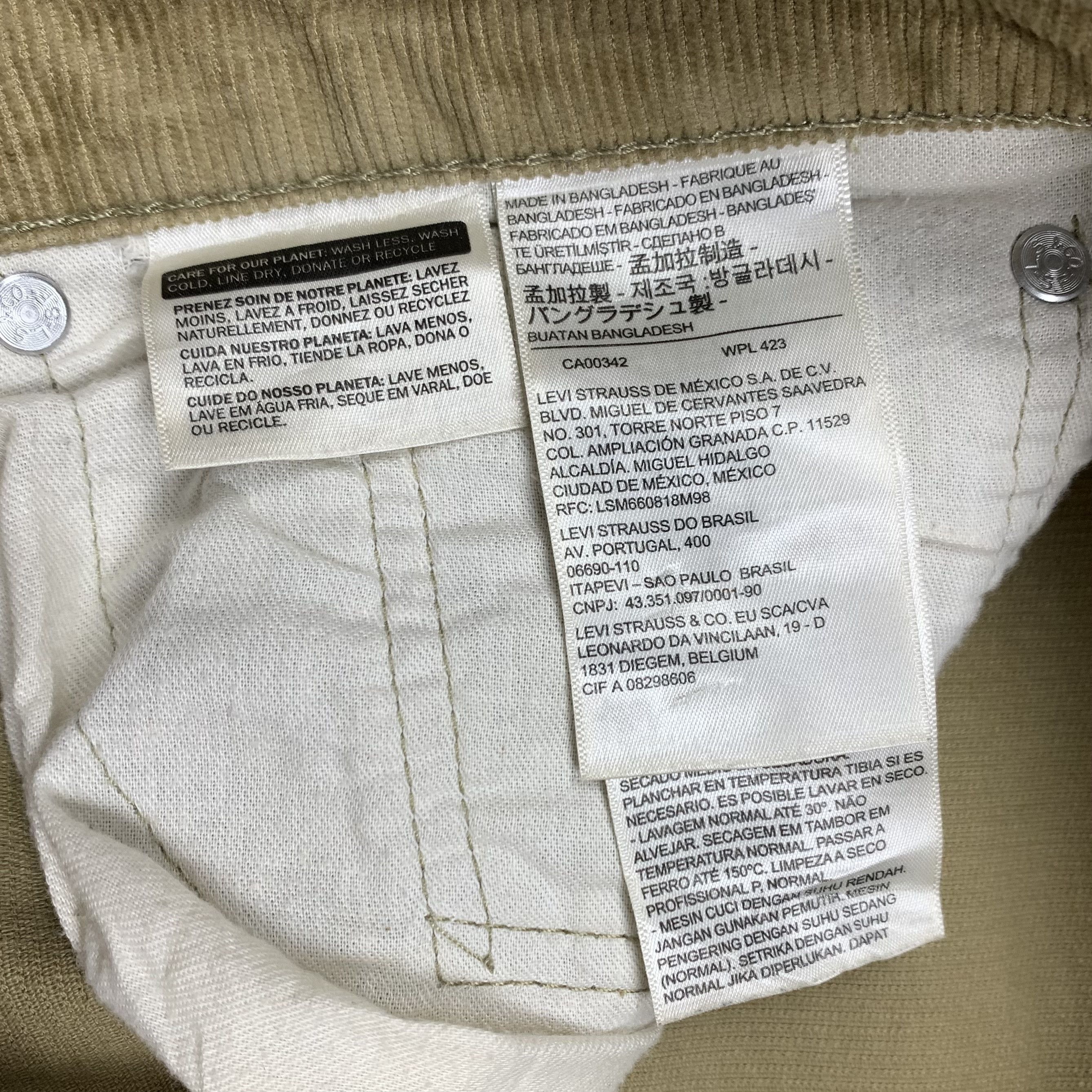 Levi's Levi's Corduroy Ankle Pants Size US 31 - 6 Thumbnail
