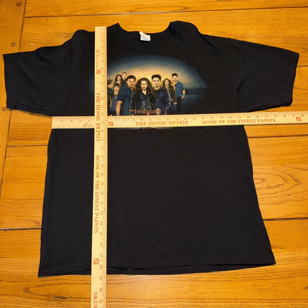 Anvil 2012 Twilight Breaking Dawn 2 Movie Black T Shirt Size XL Size US XL / EU 56 / 4 - 7 Thumbnail