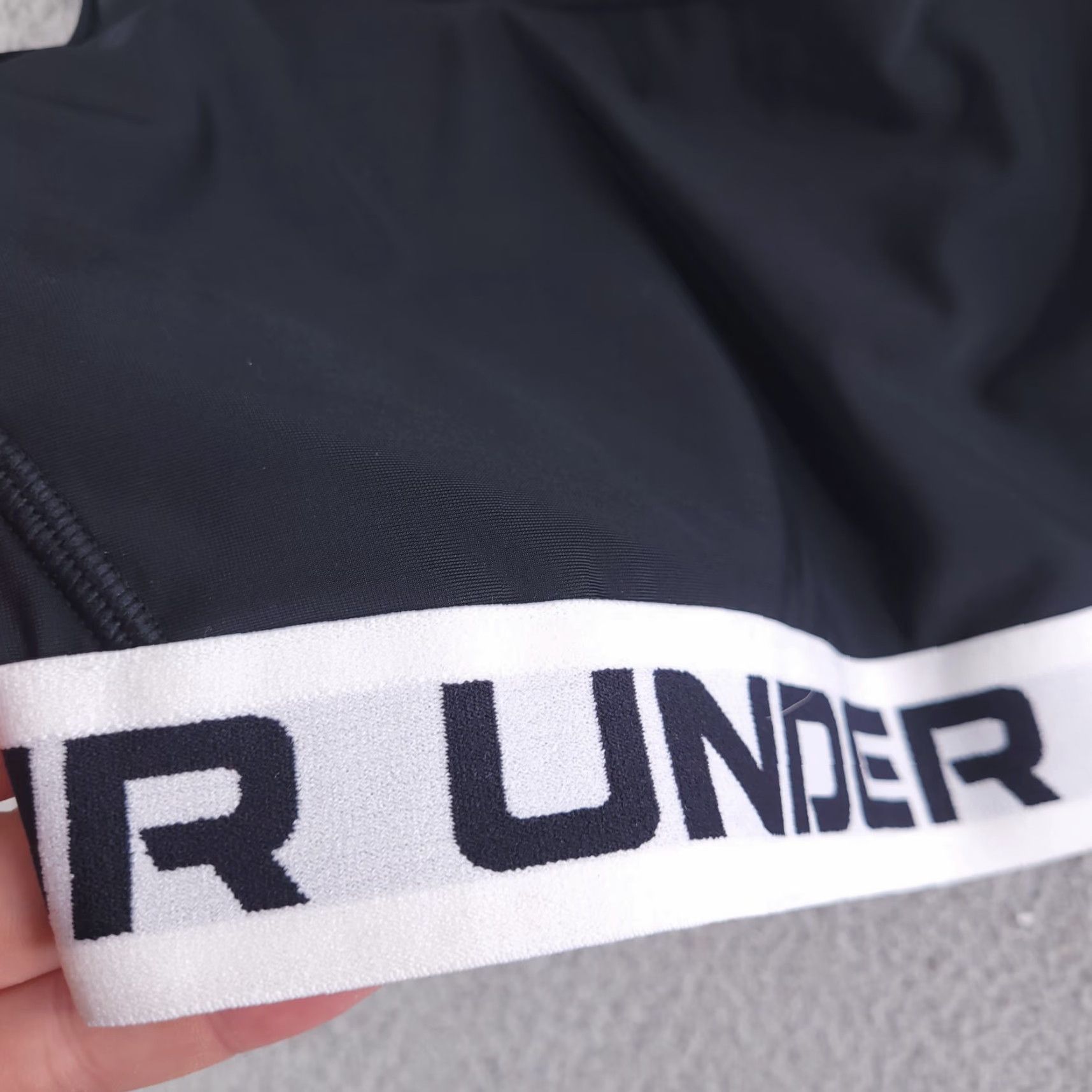 Under Armour Under Armour Women's Sports Bra Crossback Racerback Plum Large L Black Wireless Medium Support Sports Bra Size ONE SIZE - 2 Thumbnail