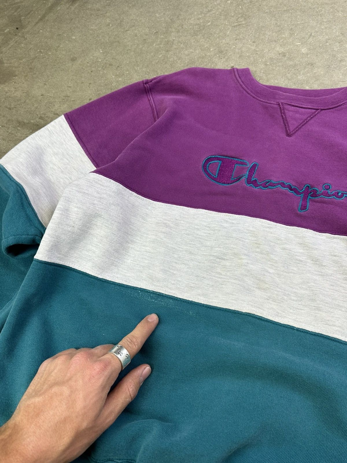 Champion × Vintage Vintage Colourblock Crewneck 90s Champion Sweatshirt Large Size US L / EU 52-54 / 3 - 7 Thumbnail