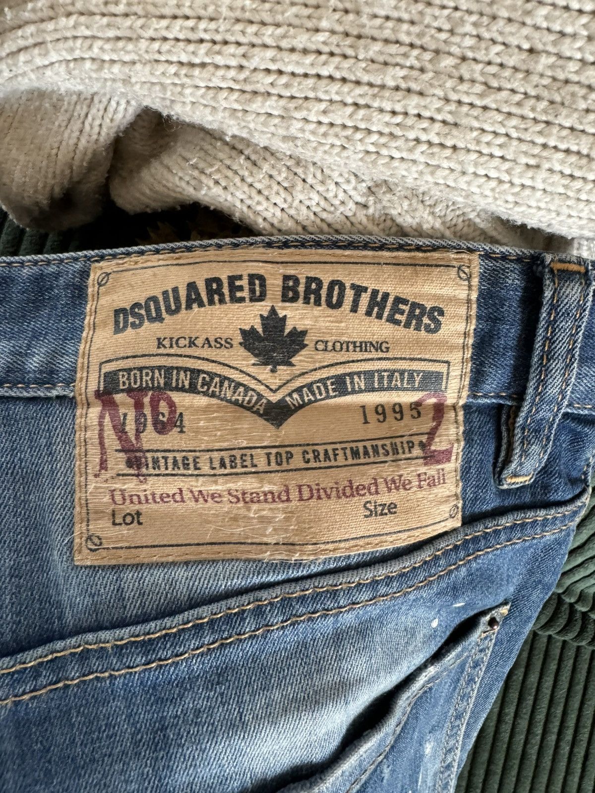 Designer × Dsquared2 Dsqsuared2 Denim Jeans sexy Twist jean Size US 34 / EU 50 - 4 Thumbnail
