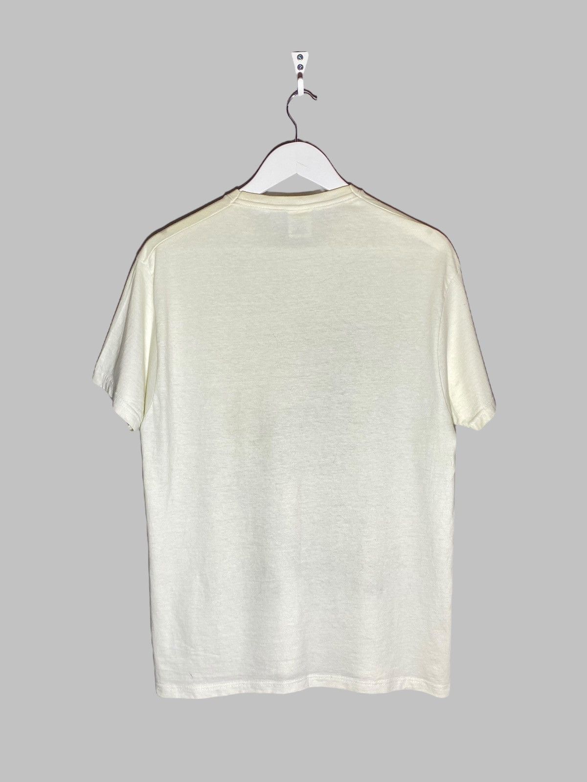 Band Tees Rare Rihanna Talk That Talk Tee Starworld Vintage 2000s Size US M / EU 48-50 / 2 - 2 Thumbnail