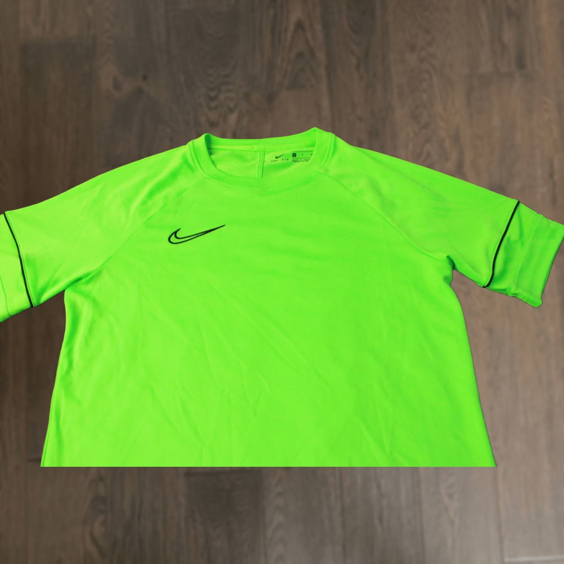 Nike Nike Academy Dri-FIT Original 2021 Men Football Shirt Jersey Tee Size S Green and Black Nike Dri-FIT Football Shirt Mens S Size US S / EU 44-46 / 1 - 1 Thumbnail