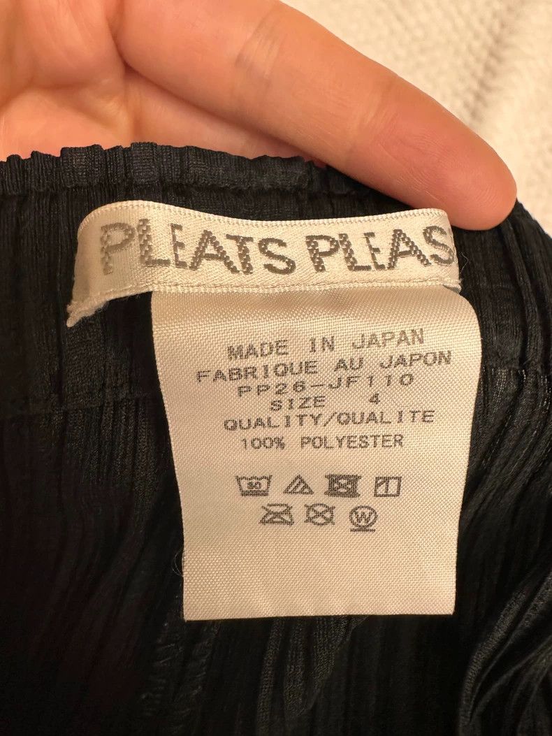 Issey Miyake issey miyake size:4 Black capri pants 2505-Nextarrow Size US 26 / EU 42 - 4 Thumbnail