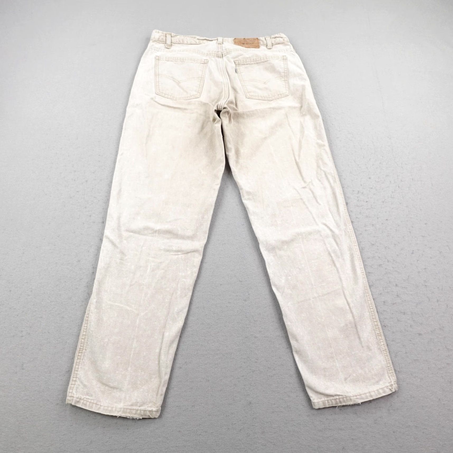 Levi's VINTAGE LevisJeans Jeans Mens 34x30 Beige Denim 550 Relaxed Fit Tapered Leg Faded 80s Size US 34 / EU 50 - 4 Thumbnail