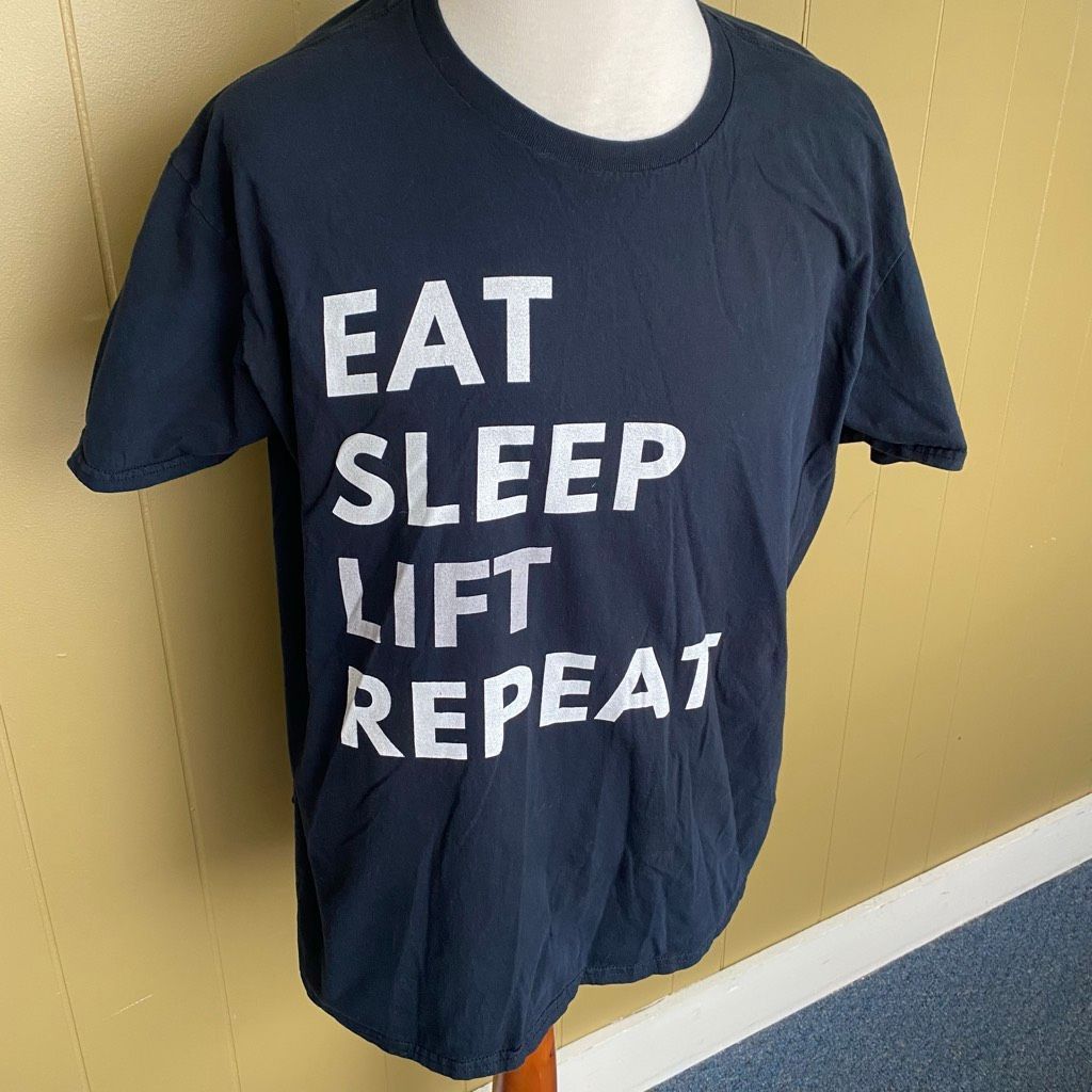 Other Men XL short sleeve crewneck athletic activewear graphic pri Size US XL / EU 56 / 4 - 1 Thumbnail