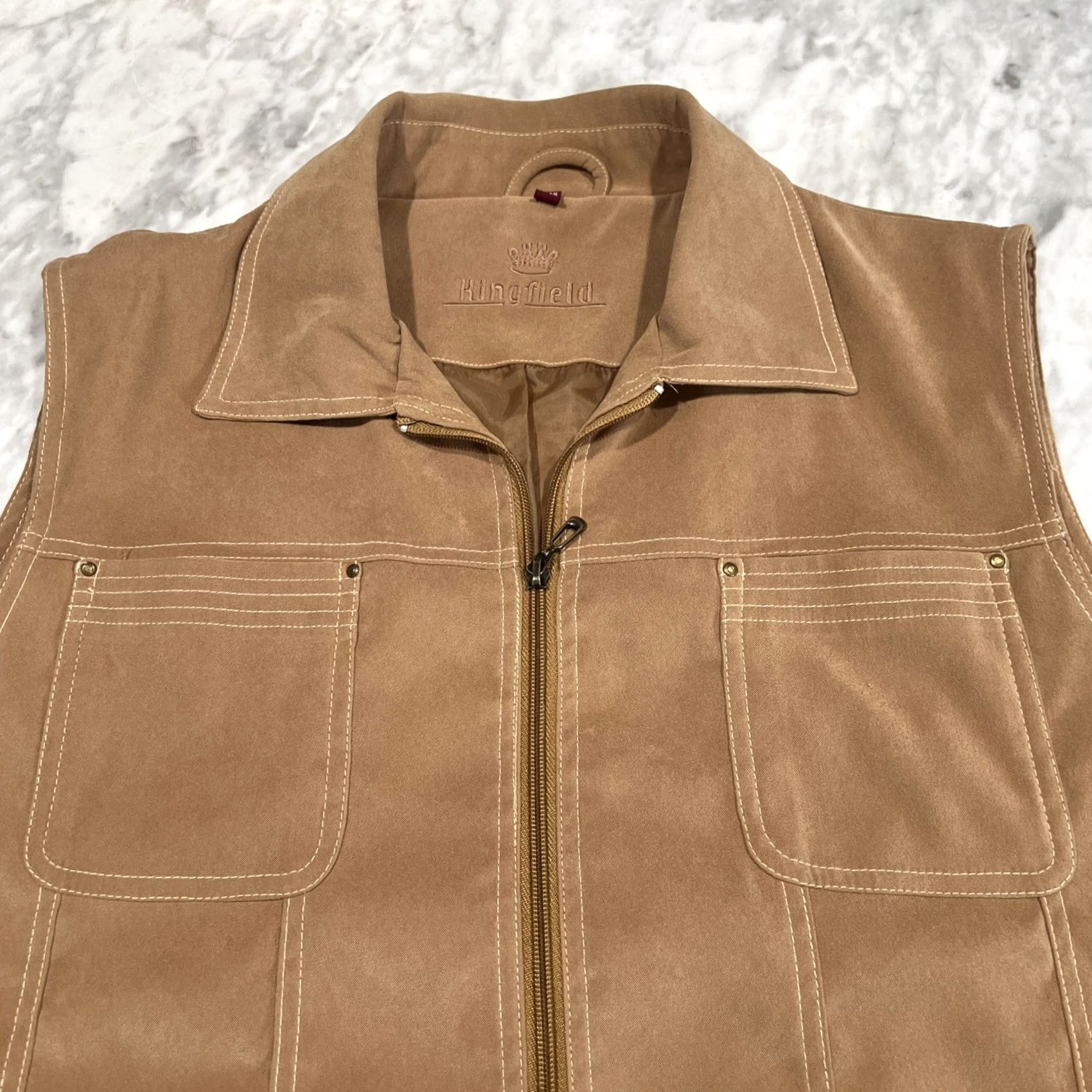 Vintage Charles Voegele Kingfield Travel Vest Men’s 48 Brown Full Zip Pockets Polyester Mink? Size US M / EU 48-50 / 2 - 3 Thumbnail