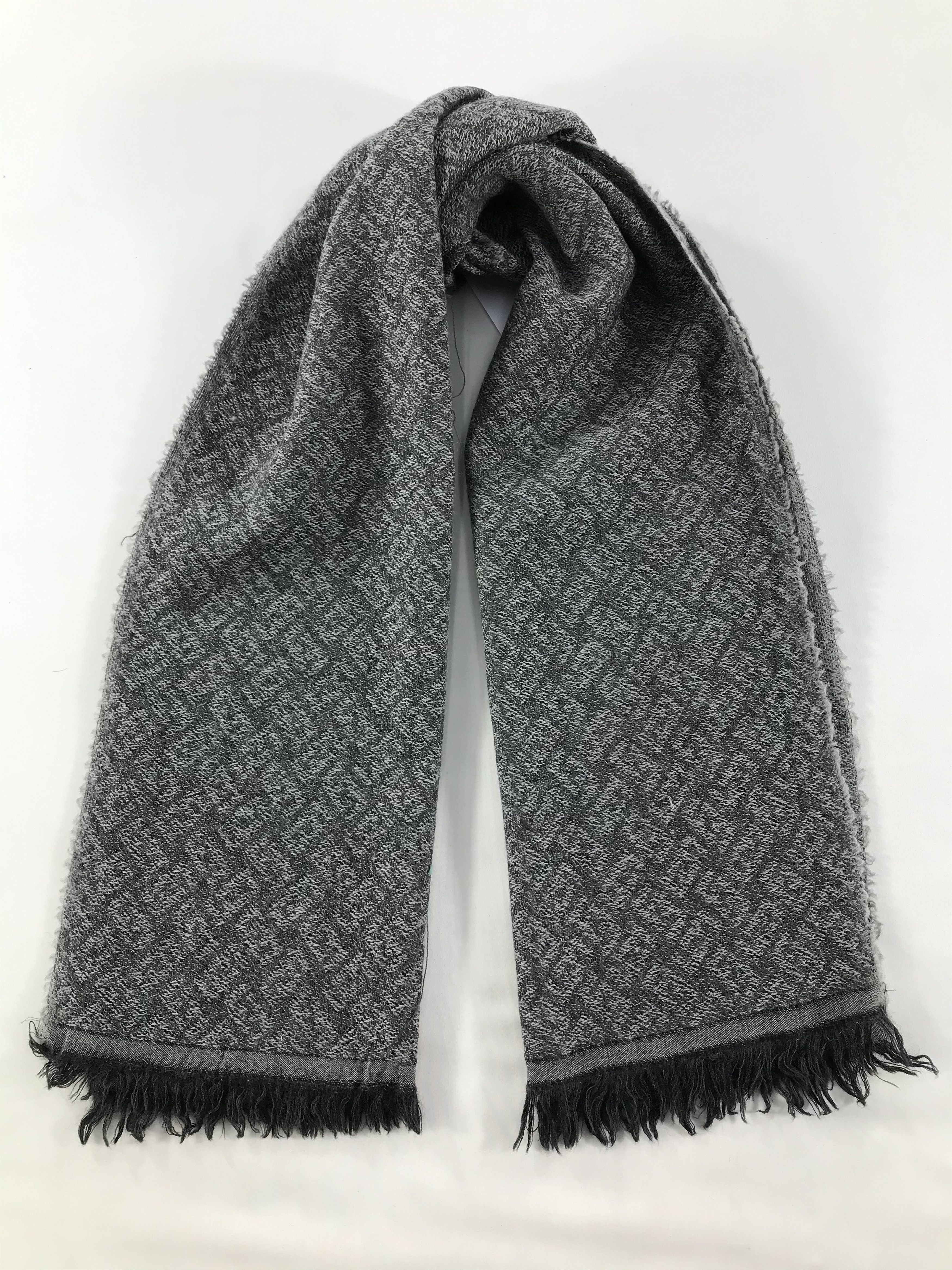 Fendi Vintage Fendi Scarf/Muffler/Neckwear MF1317 Size ONE SIZE - 1 Thumbnail