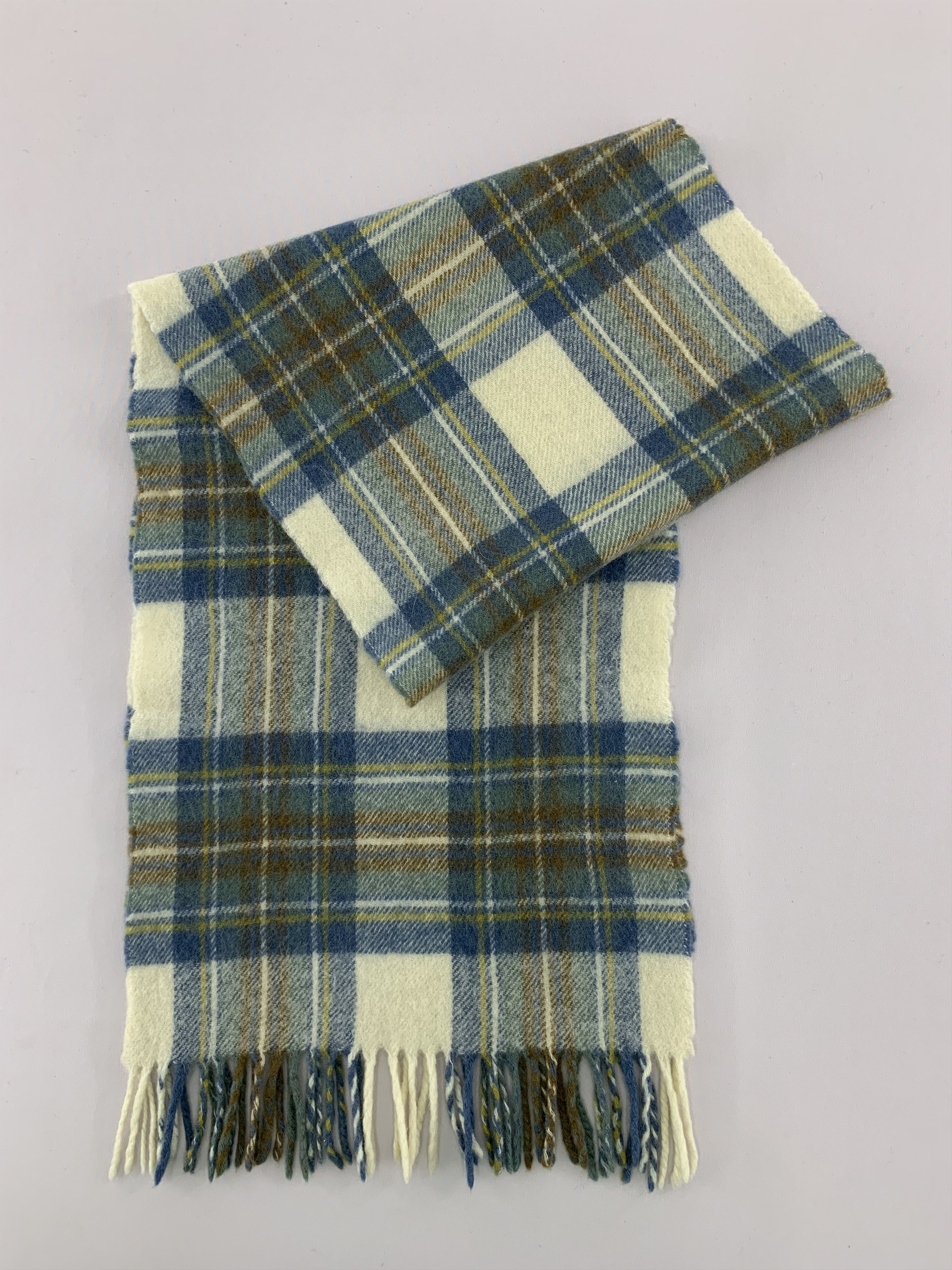 Johnstons Of Elgin Johnstons Of Elgin Scarf Wool Muffler Neck Wrap BL5038 Size ONE SIZE - 2 Thumbnail