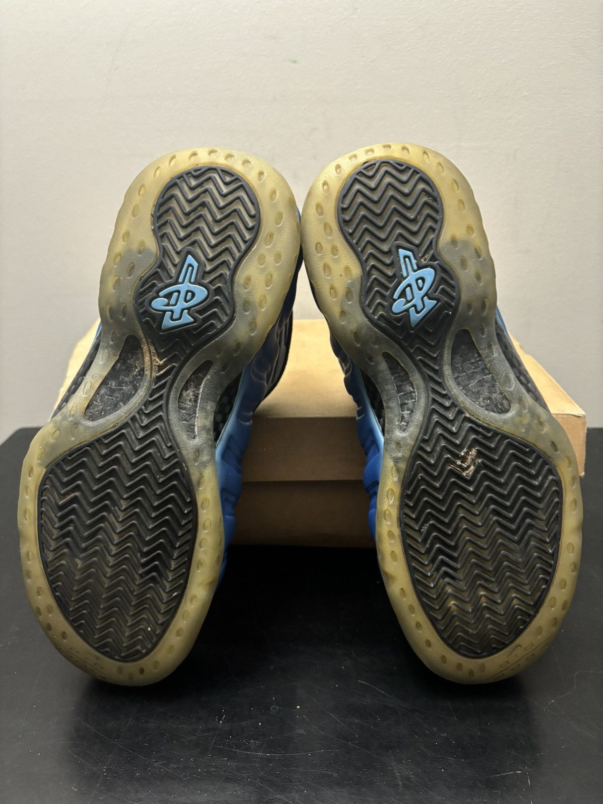 Nike Nike Air Foamposite One University Blue Size US 9 / EU 42 - 6 Thumbnail