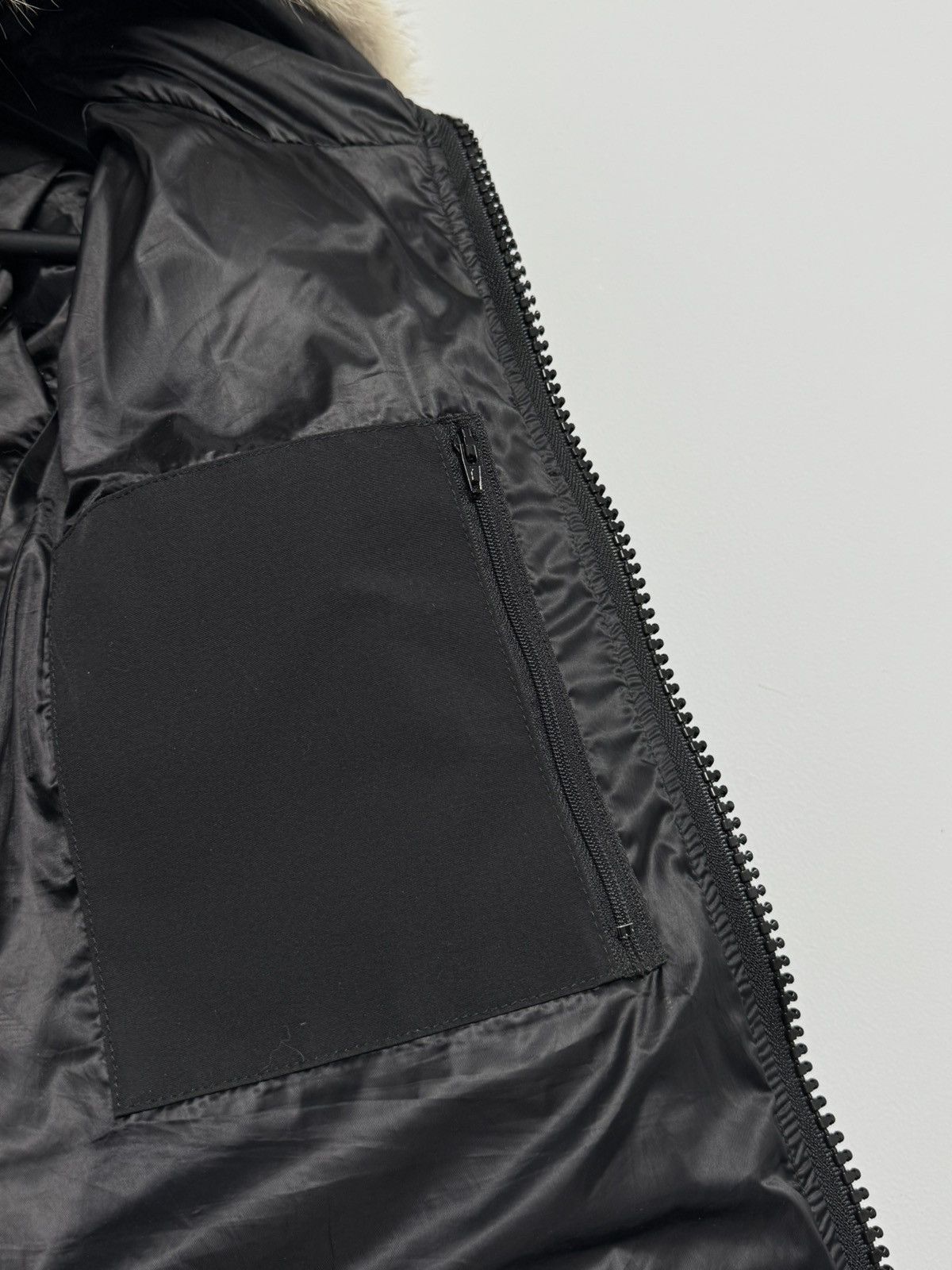 Canada Goose Canada Goose Wyndham Parka Black XS Arctic Program Fur Down Size US XS / EU 42 / 0 - 11 Thumbnail