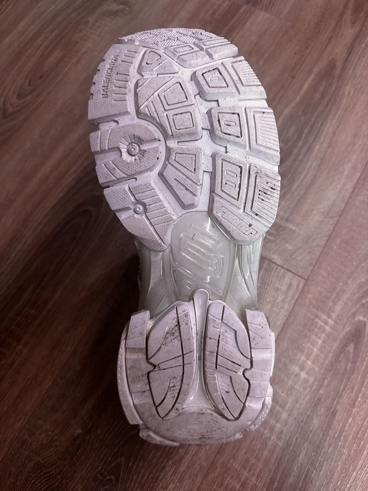 Balenciaga Balenciaga Runner Hightop Monocolor white Size US 10 / EU 43 - 7 Thumbnail