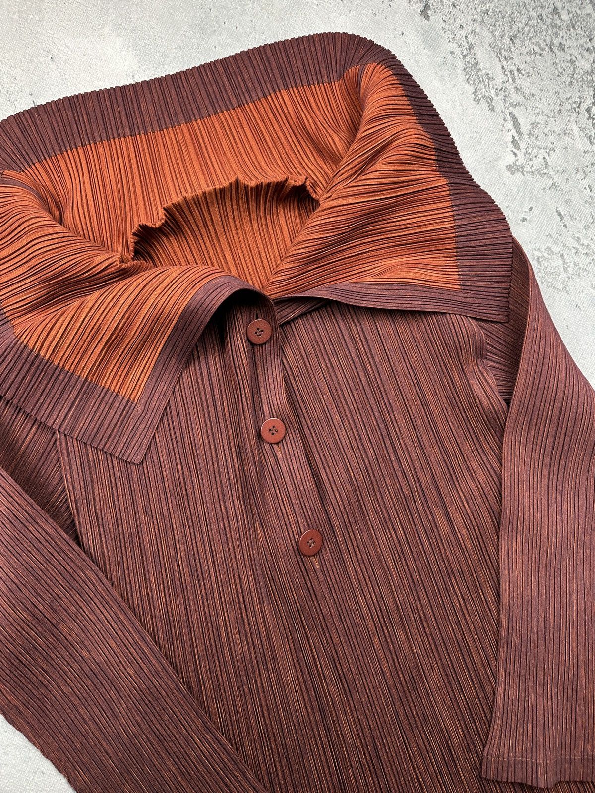Pleats Please Issey Miyake Rare Pleats Please Issey Miyake Cardigan Dual-Button Pleated Size ONE SIZE - 12 Thumbnail