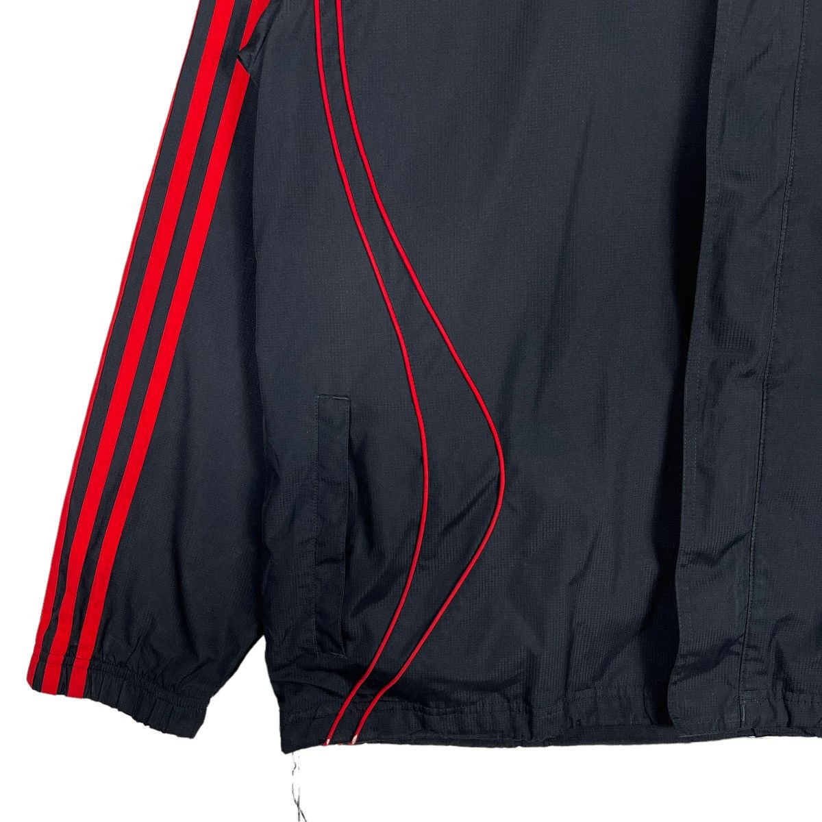 Adidas 🔥 VINTAGE AC MILAN ADIDAS JACKET Size US M / EU 48-50 / 2 - 4 Thumbnail