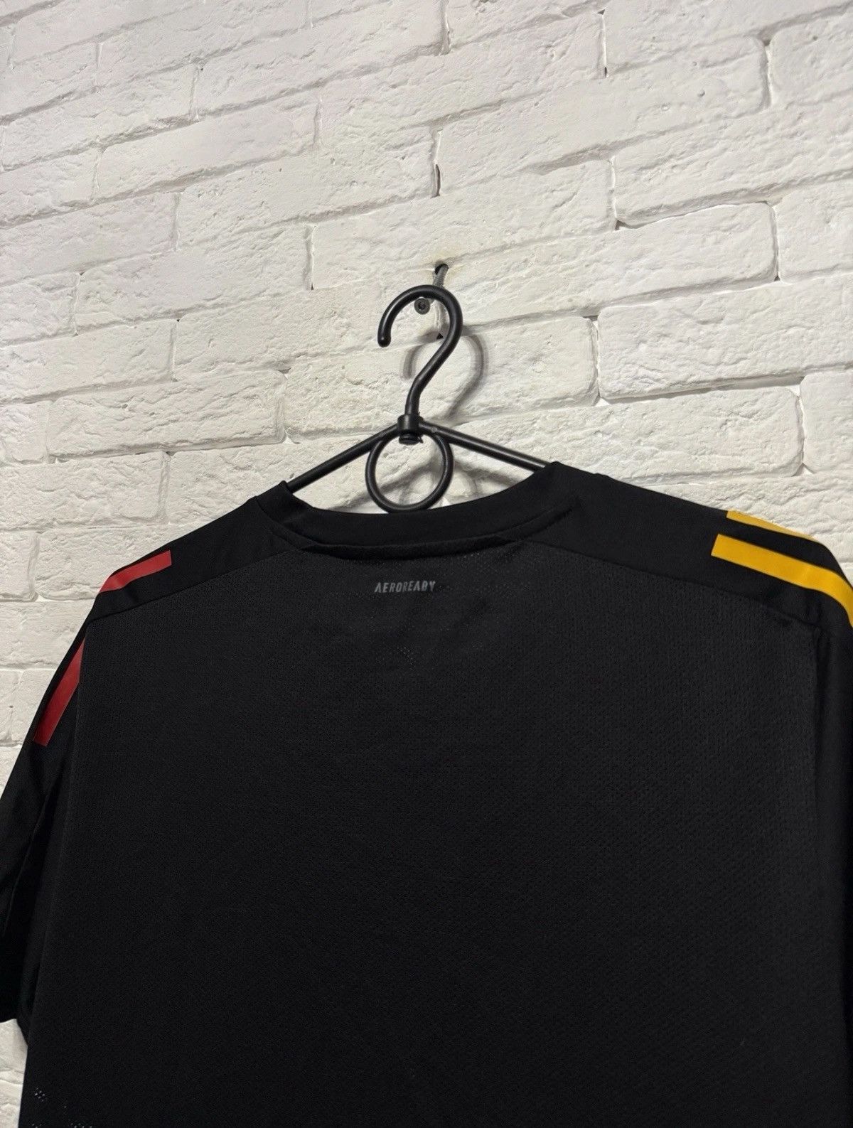 Adidas Adidas Waikato Chiefs 19/20 Jersey Socer Sz M Size US M / EU 48-50 / 2 - 7 Thumbnail